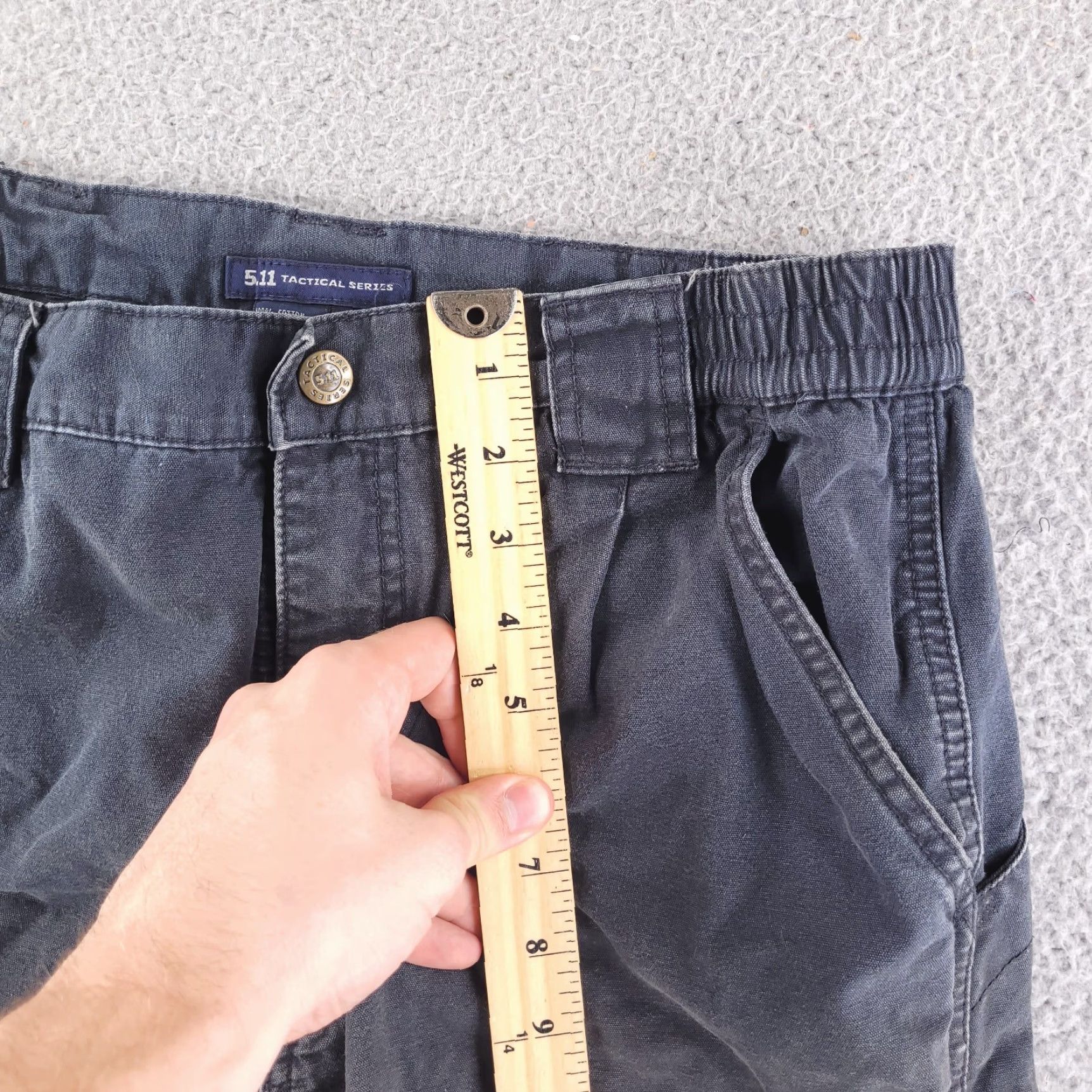 Vintage VINTAGE 511 Tactical Shorts Mens 32 Distressed Canvas Cargo Workwear Blue 32 5.11 Mens Cargo Shorts Distressed Workwear Size US 32 / EU 48 - 6 Thumbnail