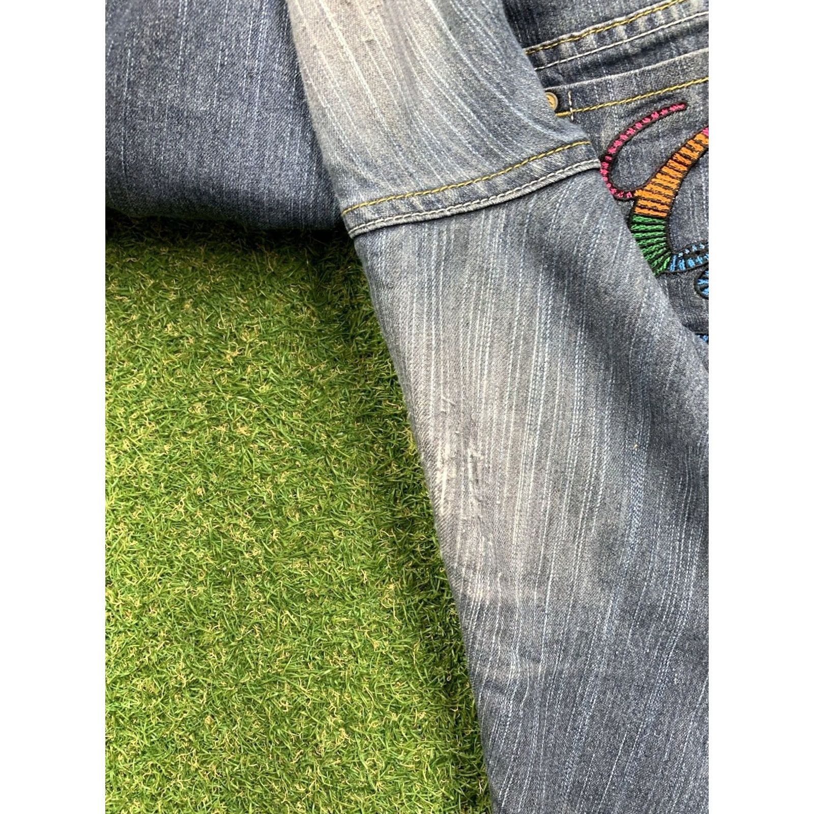 Coogi COOGI Jeans Womens 20W Grunge Dark Wash 5-Pocket Denim Wide Leg Boot Y2K Vintage Straight Modern Casual Boys Girls Mens Womens Size 42" / US 20 - 4 Thumbnail