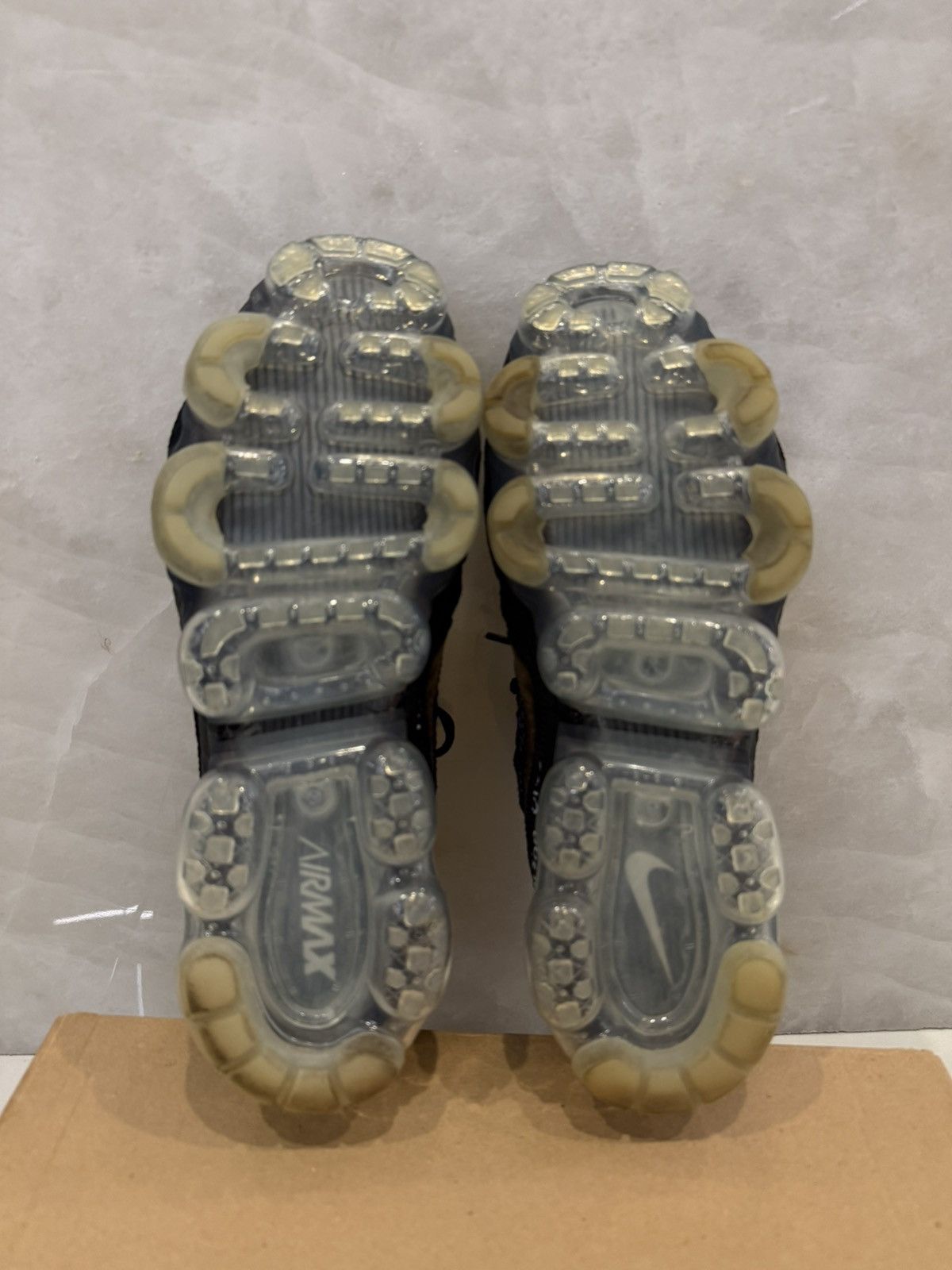 Nike × Off-White Vapourmax Size US 10 / EU 43 - 5 Thumbnail