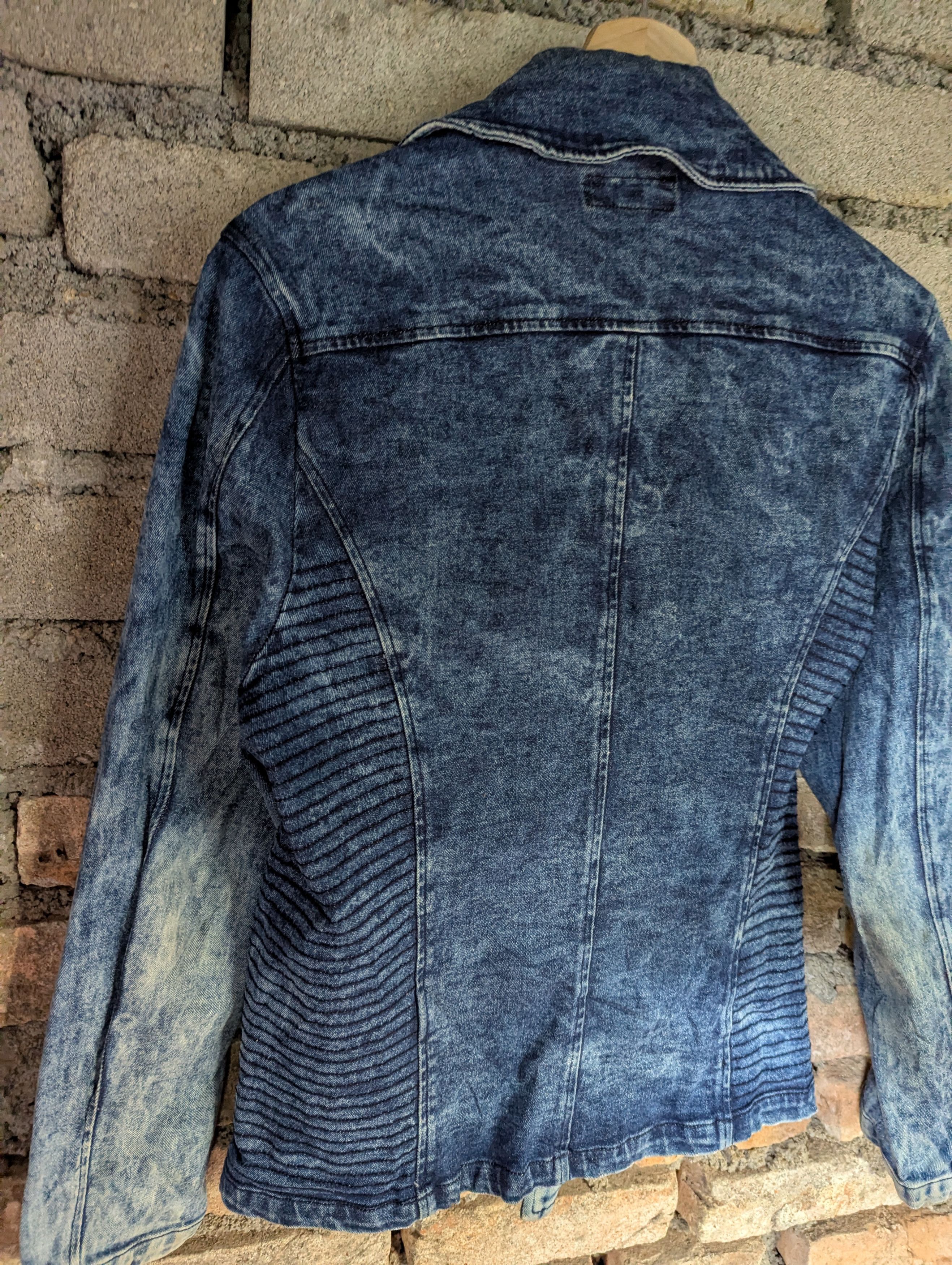 In The Attic IN THE ATTIC ASYMMETRICAL ACID WASH DENIM JACKET Size L / US 10 / IT 46 - 7 Thumbnail