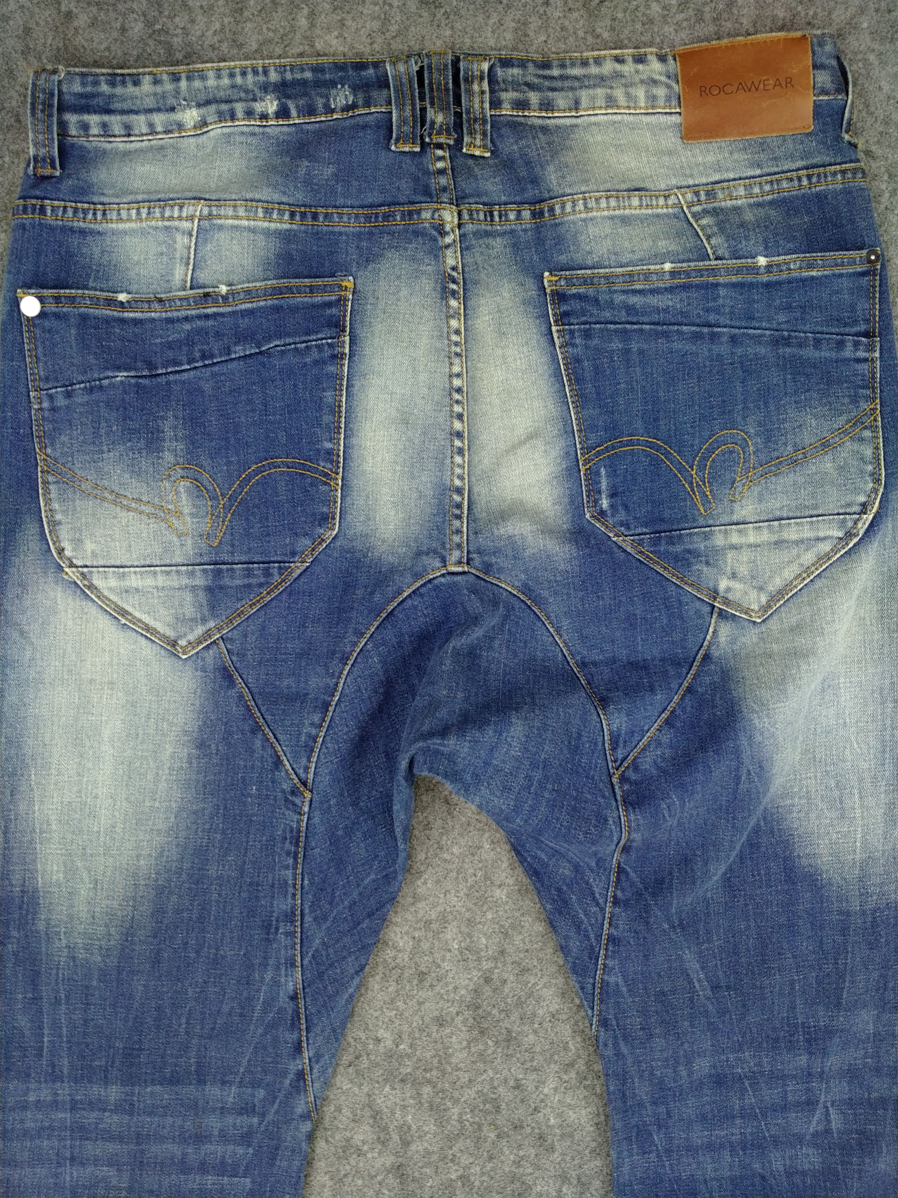 Japanese Brand Rocawear Stretchable Distressed Denim 39x32 -JN060 Size US 39 - 4 Thumbnail