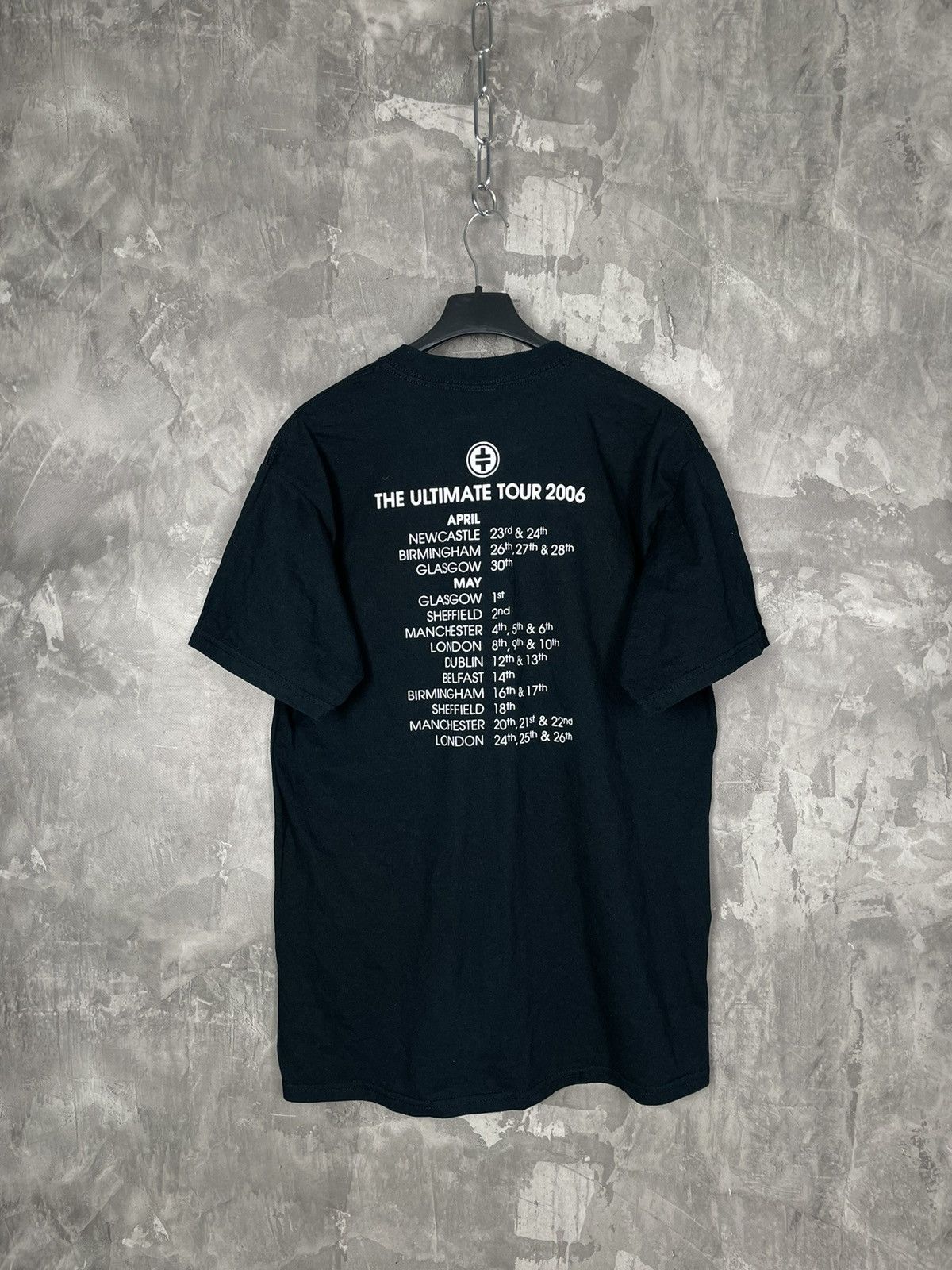 Band Tees Vintage Take That Europe Big Logo Tour 00s Band T Shirt Size US M / EU 48-50 / 2 - 7 Thumbnail