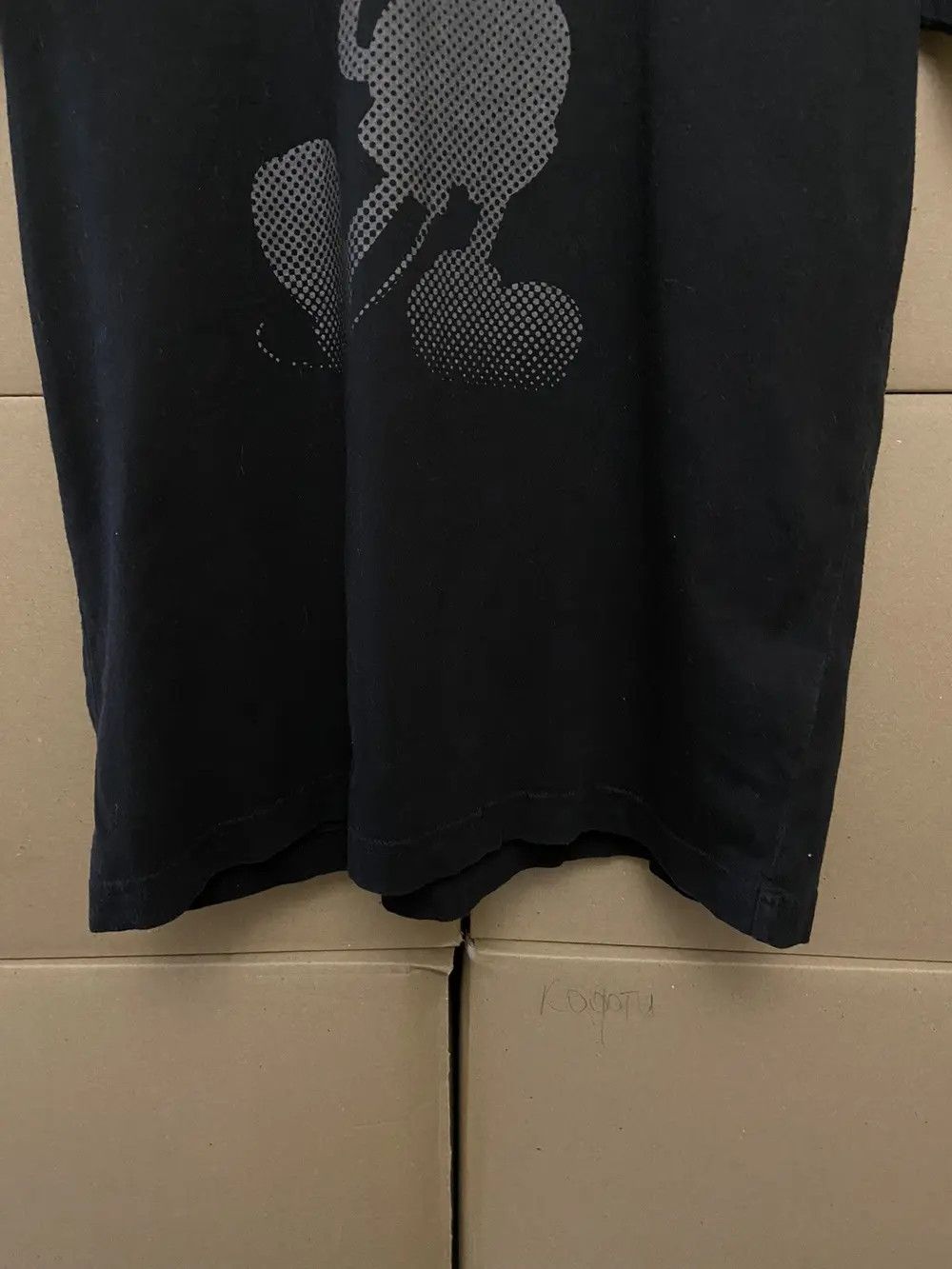 Uniqlo VINTAGE UNIQLO DISNEY MICKEY MOUSE REFLECTIV TEE T SHIRT Y2K Size US S / EU 44-46 / 1 - 11 Thumbnail