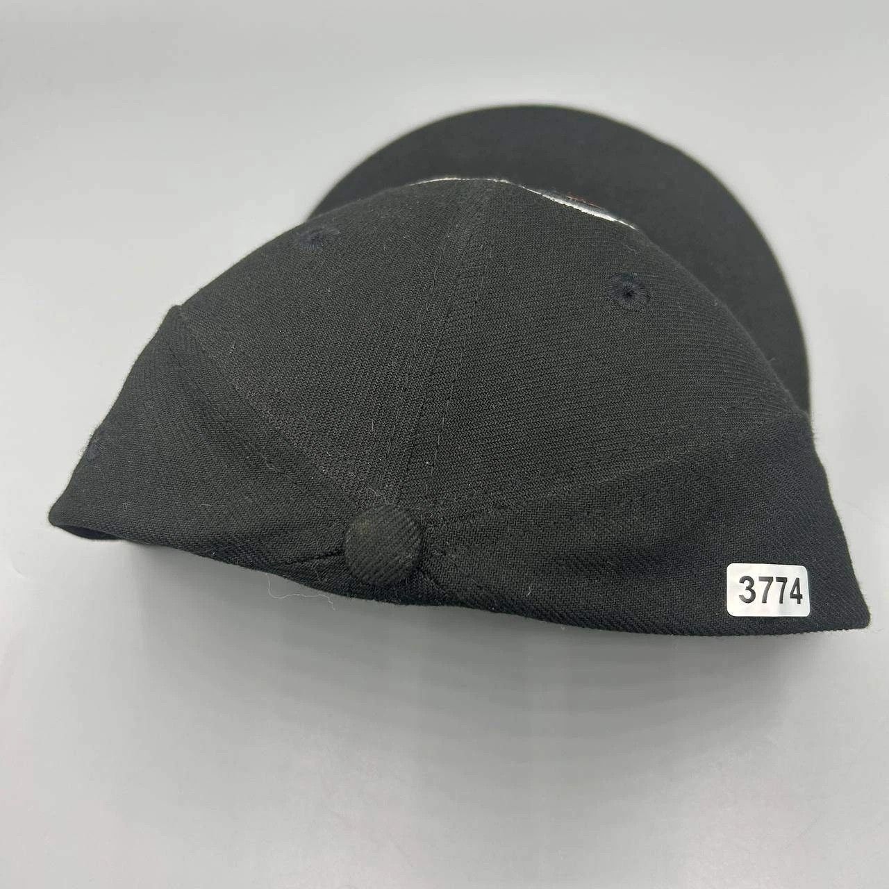 New Era Boston Celtics Hat Men 7 3/8 Black Embroidered NBA Fitted Size ONE SIZE - 8 Thumbnail