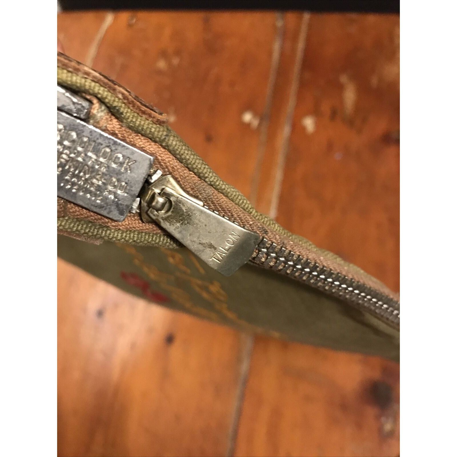 The Unbranded Brand Canvas 1930s Zipper Bank Bag Chain Stitch Leather Talon Zip Size ONE SIZE - 8 Thumbnail