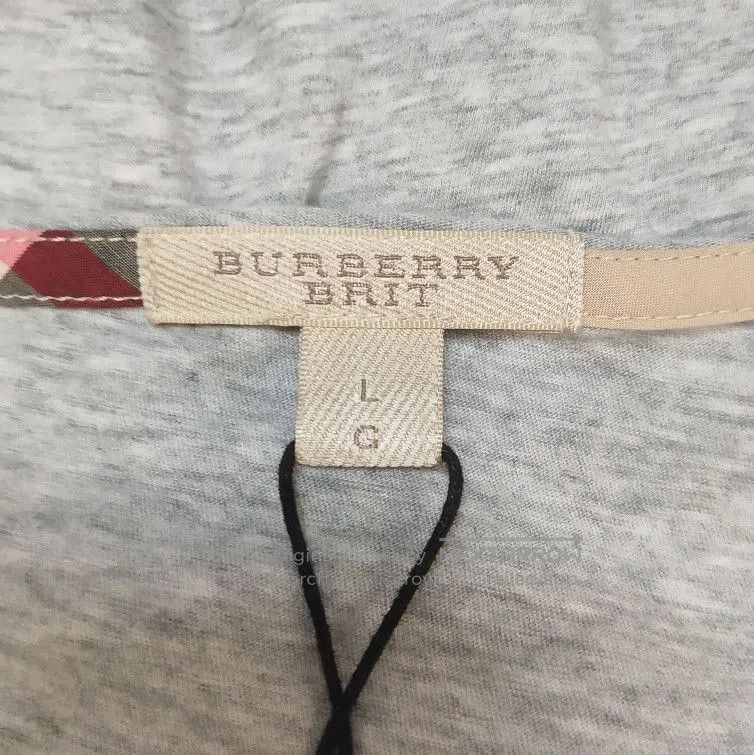 Burberry Burberry Brit Long Sleeve V-Neck Tee . Size US L / EU 52-54 / 3 - 6 Thumbnail