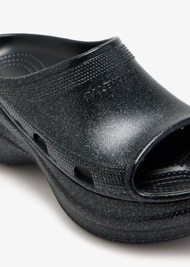 Balenciaga × Crocs o1la1rc1a0525 Pool Crocs™ Slide Sandals in Black Size US 10 / IT 40 - 3 Thumbnail