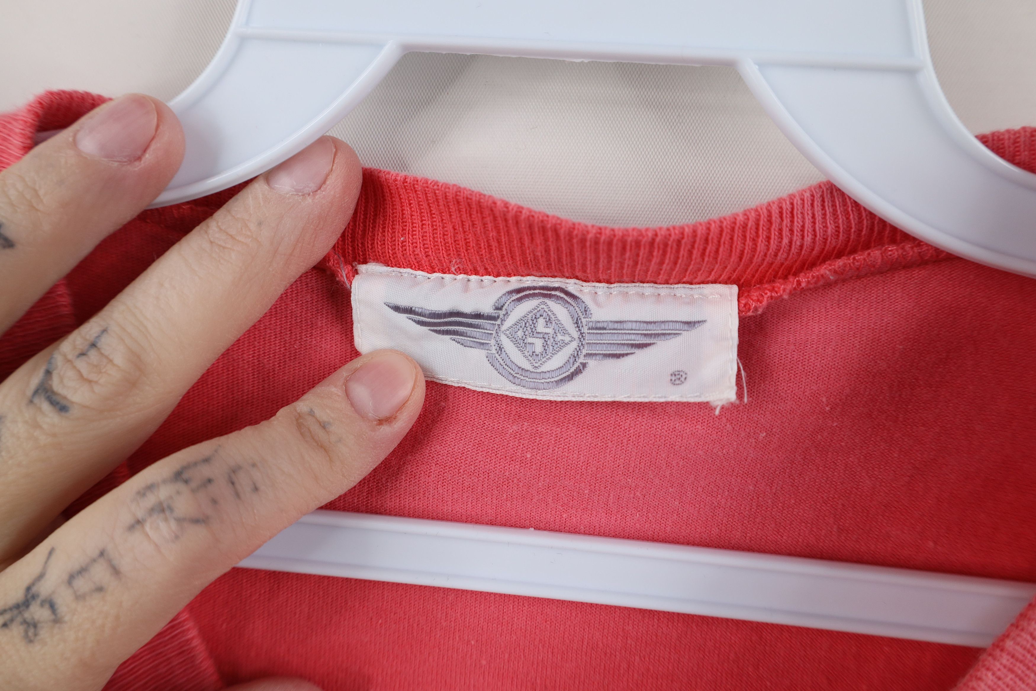 Vintage Vintage 90s Streetwear Blank Pocket T-Shirt Pink Cotton Size US S / EU 44-46 / 1 - 7 Thumbnail