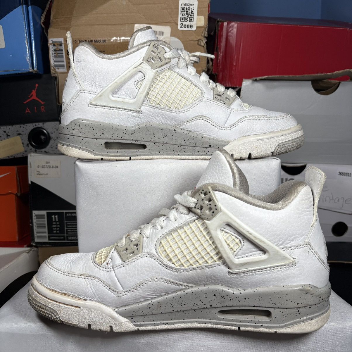 Jordan Brand Size 5.5Y - Jordan 4 Oreo Size US 5.5 / EU 38 - 2 Thumbnail