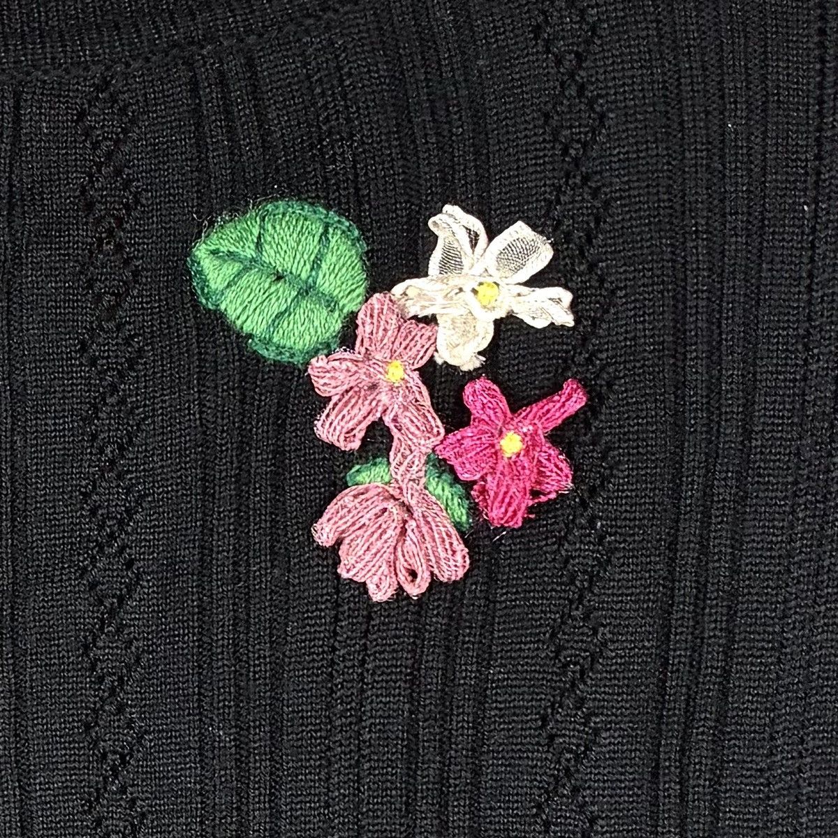 Valentino Valentino Garavani Floral Embroidered Wool Cardigan S Black Size S / US 4 / IT 40 - 14 Thumbnail