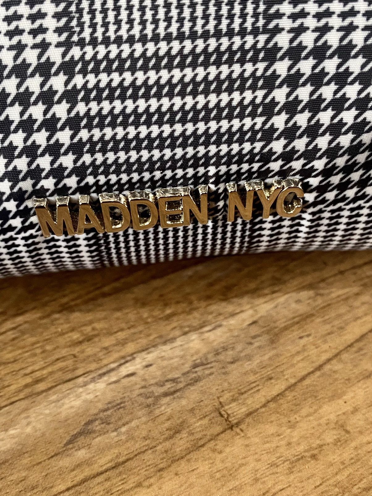 Steve Madden Black and White Plaid Steven Madden mini purse! Size ONE SIZE - 2 Thumbnail