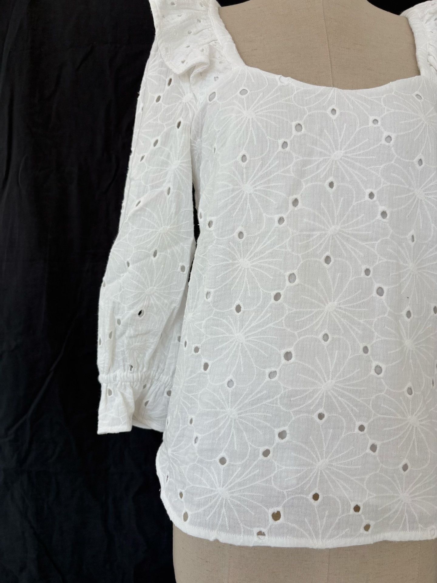 Paul Smith White Floral Eyelet Embroidery Top, Women's — image 5 of 6