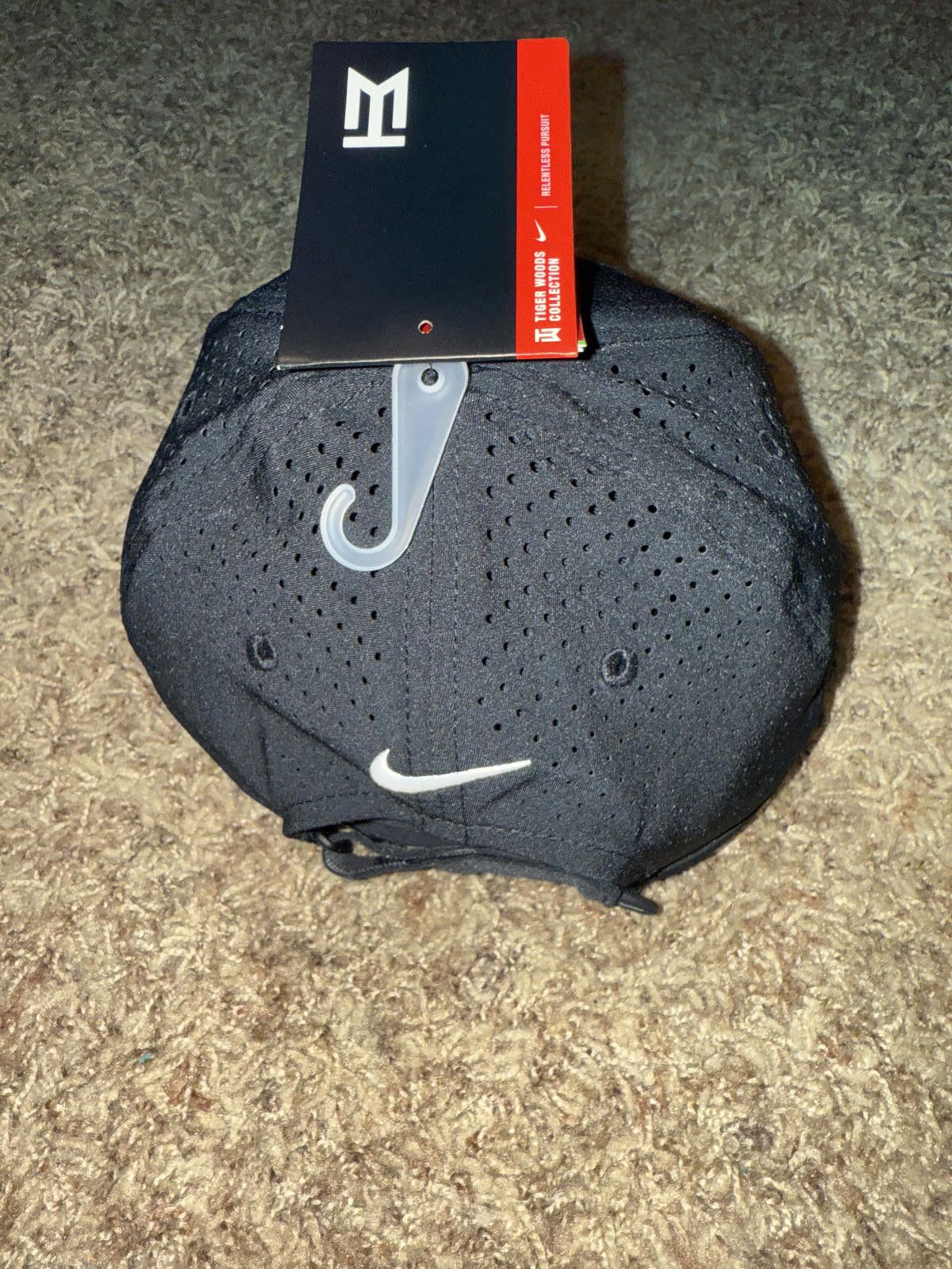 Nike Nike Golf Tiger Woods Embroidered Logo Dark Blue Aerobill Hat Size ONE SIZE - 2 Thumbnail