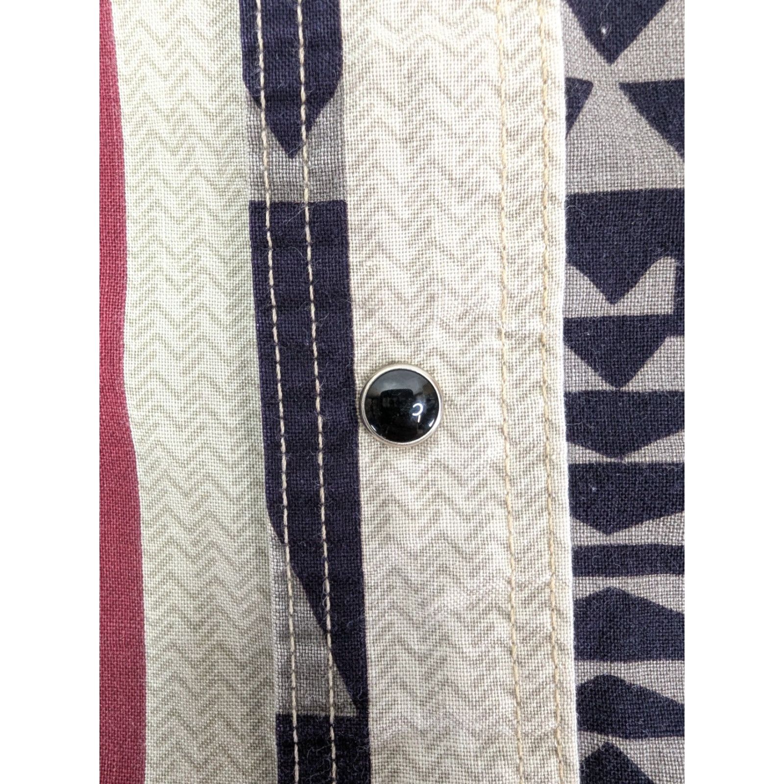 Wrangler VTG Wrangler Shirt Mens 17x36 X-Long Tails Single Needle Western Aztec Cowboy Beig​e Geometric Pearl Snap Button-Up Casual Mens Size US XL / EU 56 / 4 - 3 Thumbnail