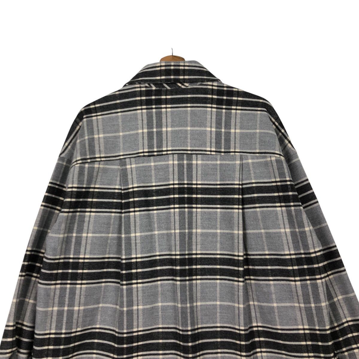 Japanese Brand × Vintage 📌Vintage Wool Button Jacket GU Japan Tartan Issey Miyake Size US L / EU 52-54 / 3 - 10 Thumbnail