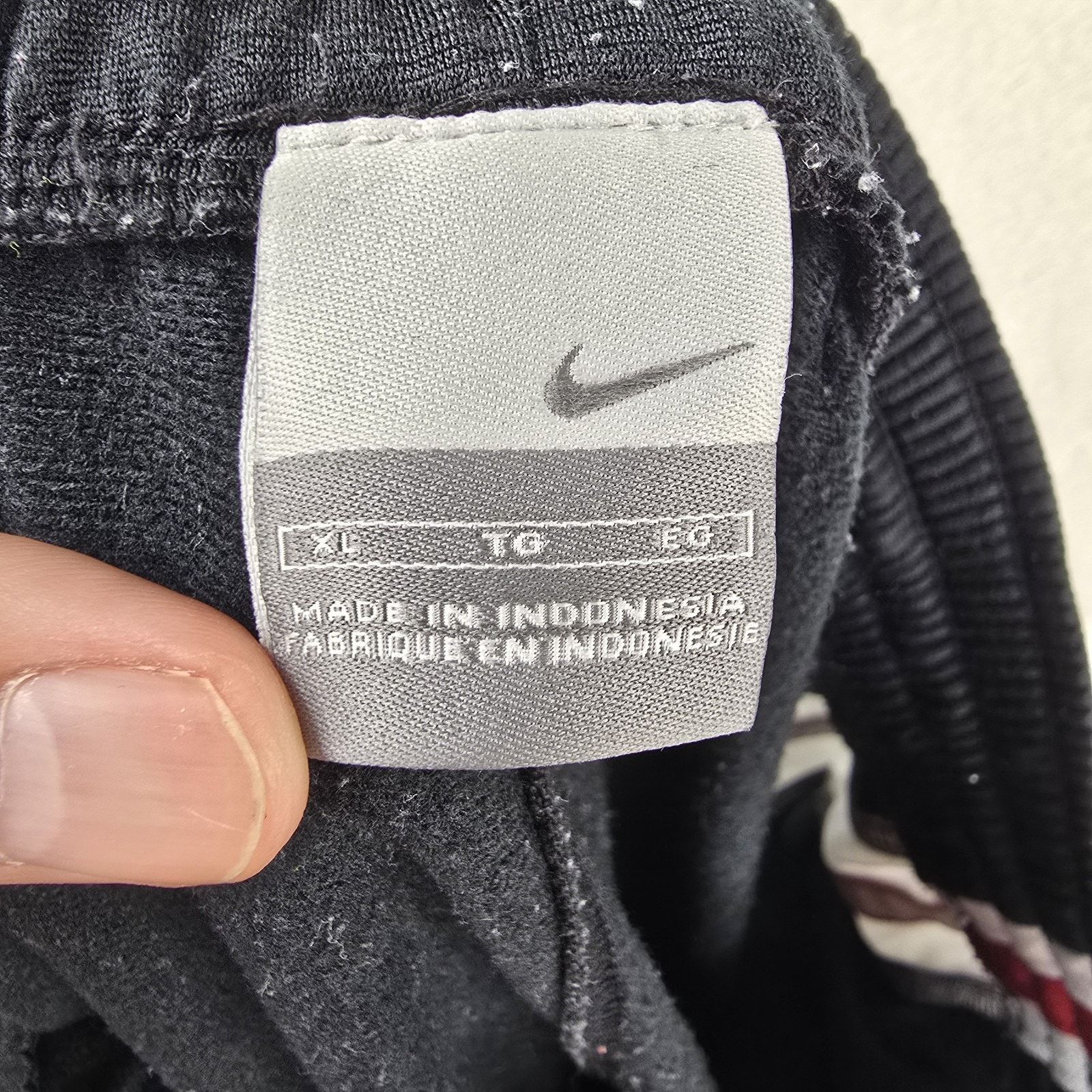 Nike Vintage Nike Track Sweatpants Mens XL Black Baggy Loose Fit Size US 38 / EU 54 - 5 Thumbnail