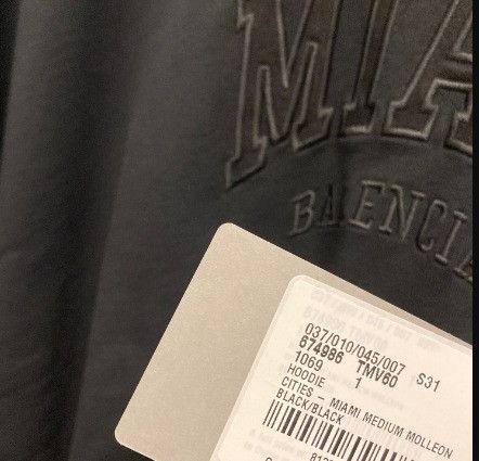 Balenciaga o1mt1gz1124 Cities Miami Medium Fit Hoodie in Black Size US S / EU 44-46 / 1 - 2 Thumbnail