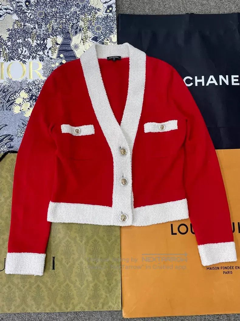 Chanel Chanel Red and white cashmere cardigan coat Size XXS / US 00 / IT 34 - 1 Thumbnail