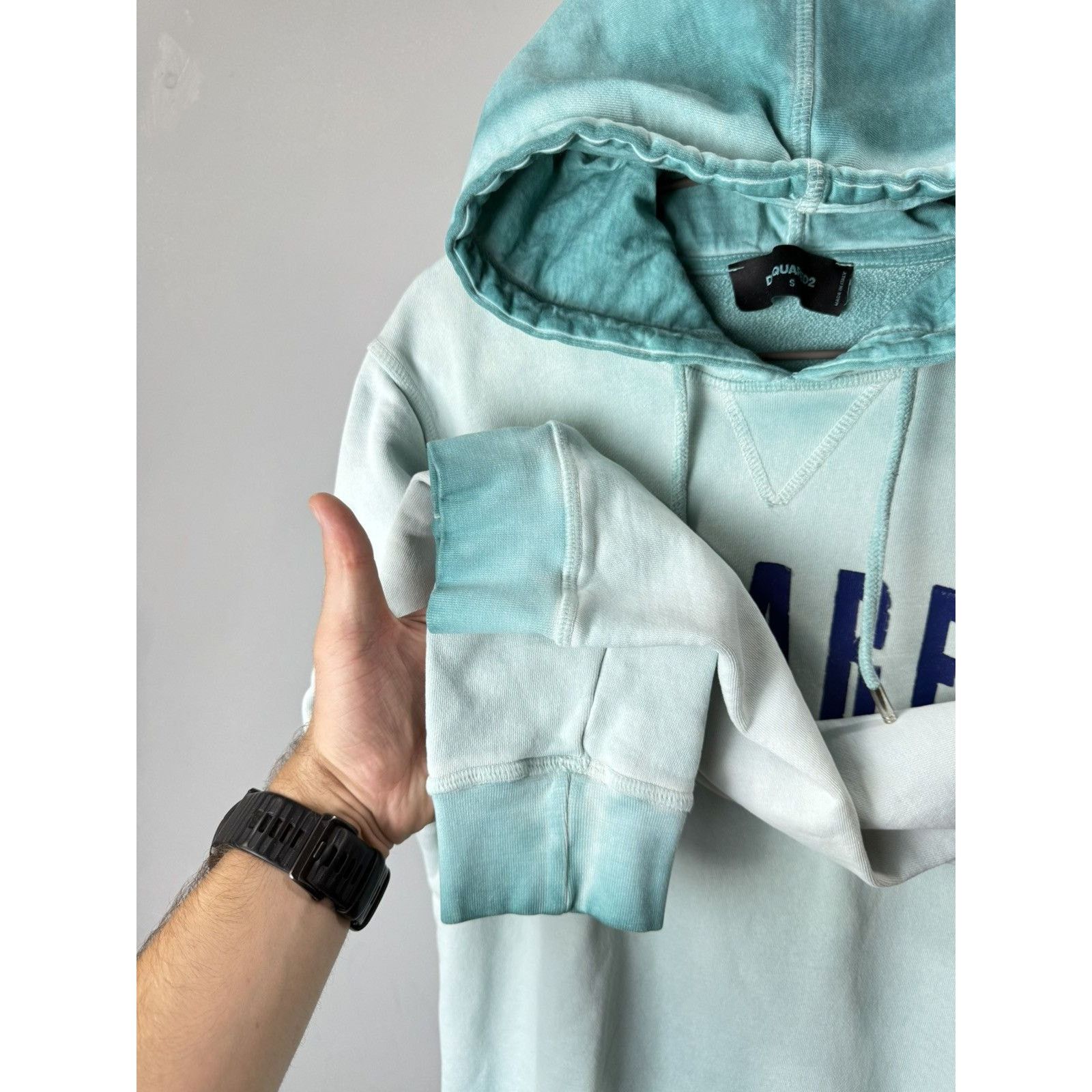 Dsquared2 💥Rare! Dsquared2 Gradient Hoodie Luxury Made In Italy Size US S / EU 44-46 / 1 - 6 Thumbnail
