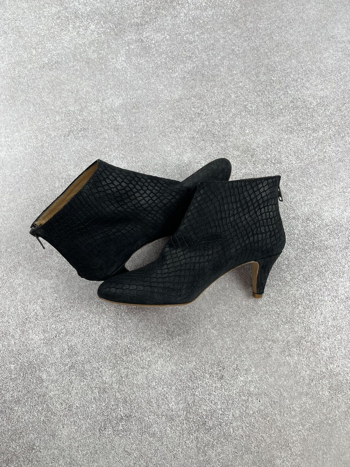 Common Projects Woman by Common Projects Heels Size 38 Size US 8 / IT 38 - 6 Thumbnail