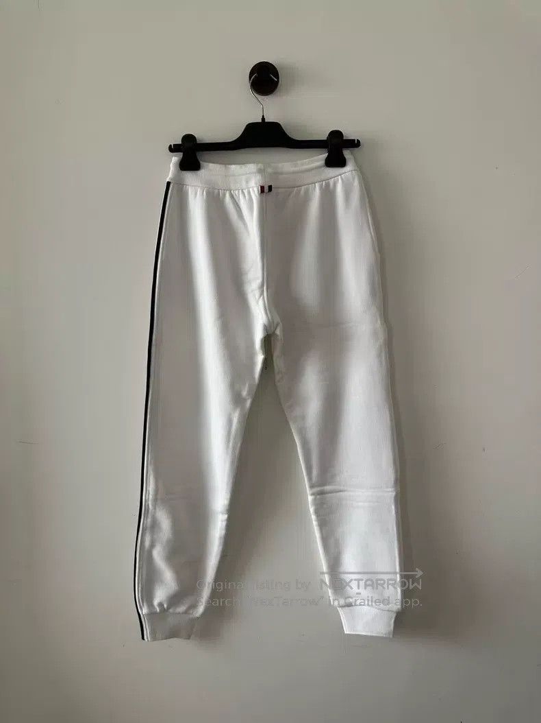 Thom Browne Thom Browne White side striped sweatpants Size 26" / US 2 / IT 38 - 2 Thumbnail