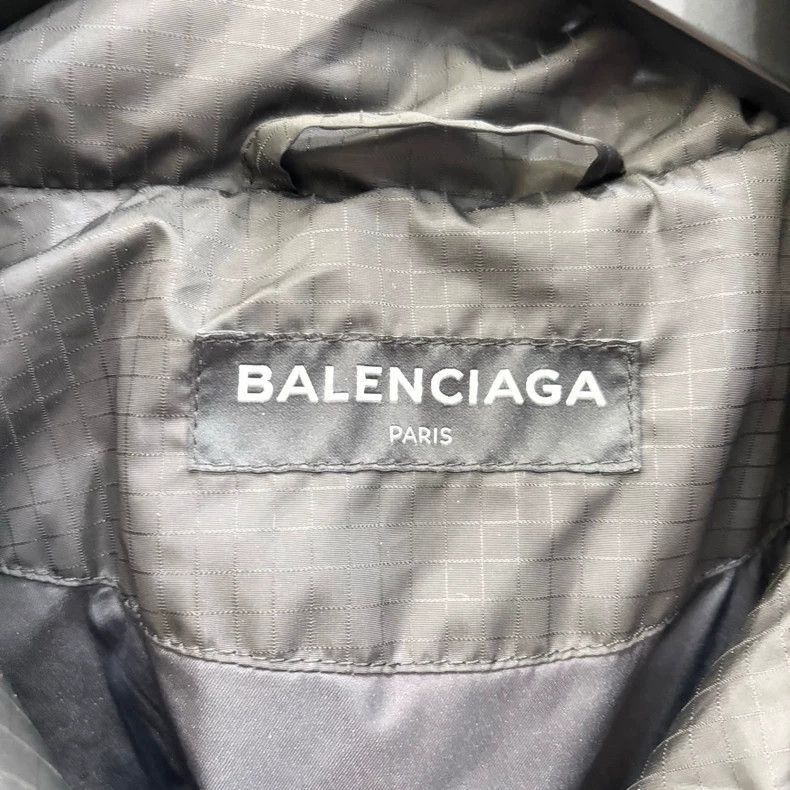 Balenciaga Balenciaga Oversized Logo Down Jacket-2507 Size US XL / EU 56 / 4 - 4 Thumbnail