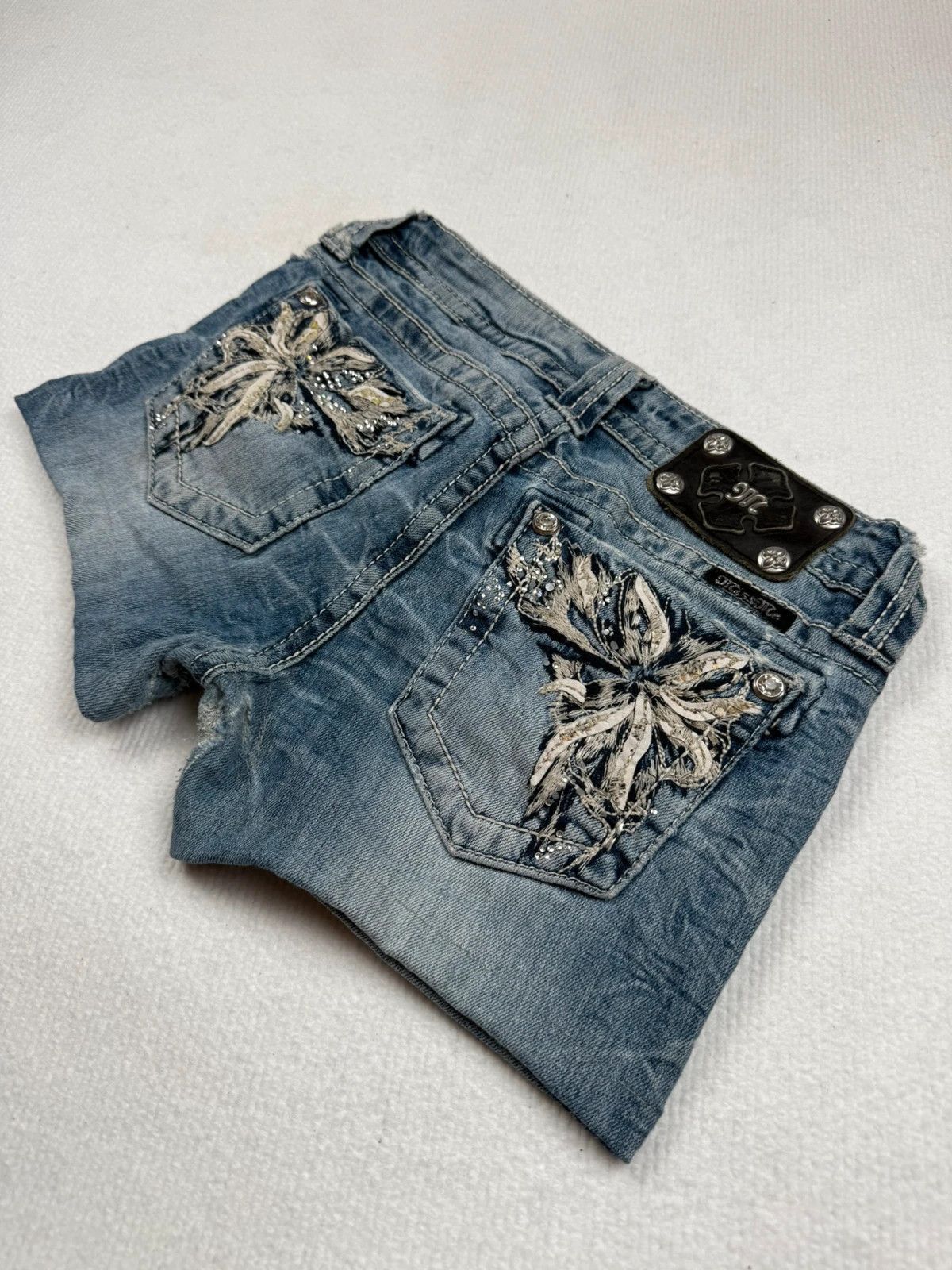 Miss Me Miss Me Low Waist Hot Pants Micro Shorts 2000s Y2k Size 26" / US 2 / IT 38 - 1 Thumbnail