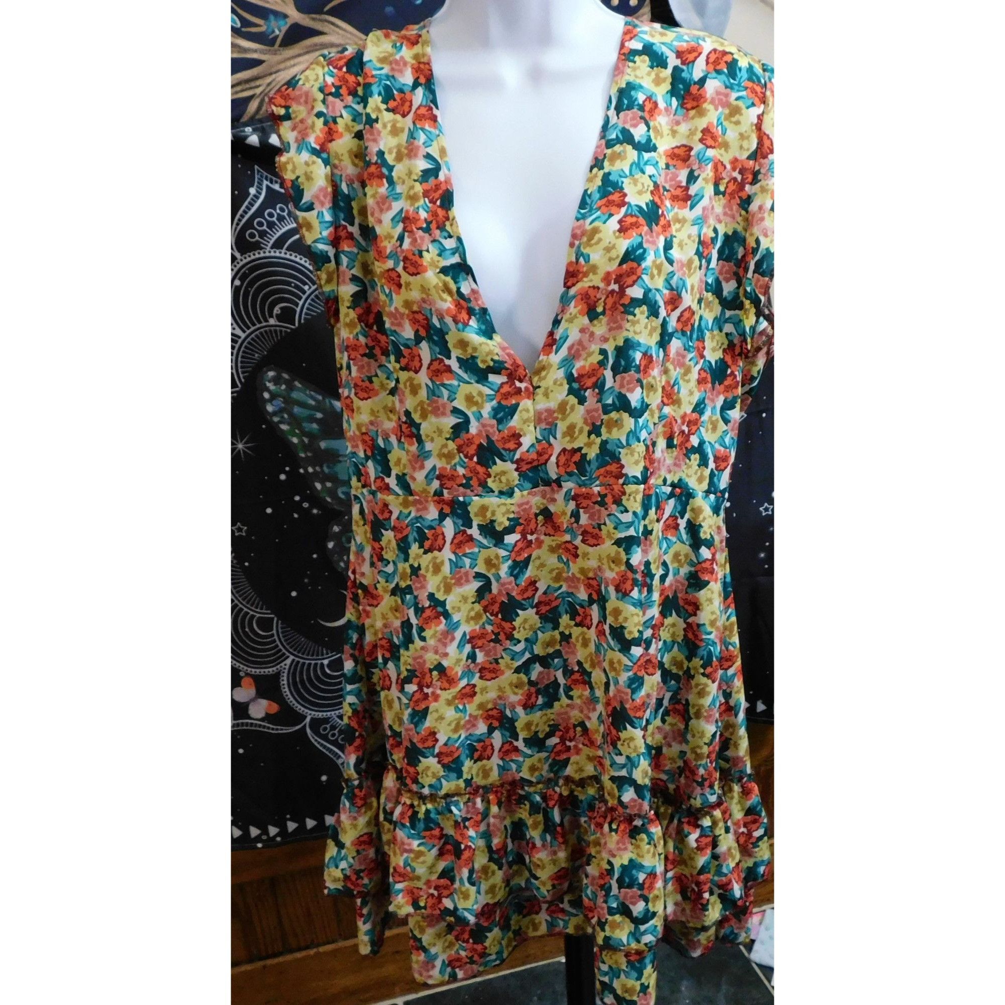 Other Bloom Chic Floral Open Back Dress Size 14 US Size XL / US 12-14 / IT 48-50 - 1 Thumbnail