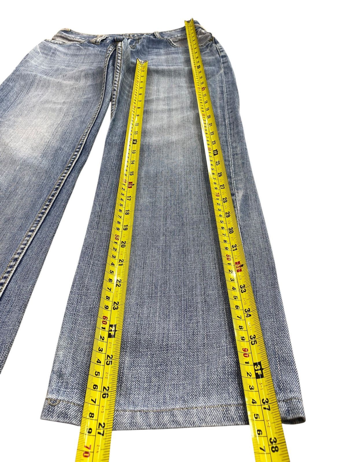 Japanese Brand Japanese Brand Faded Blue Wash whiskers Style Loose Jeans Size US 29 - 8 Thumbnail