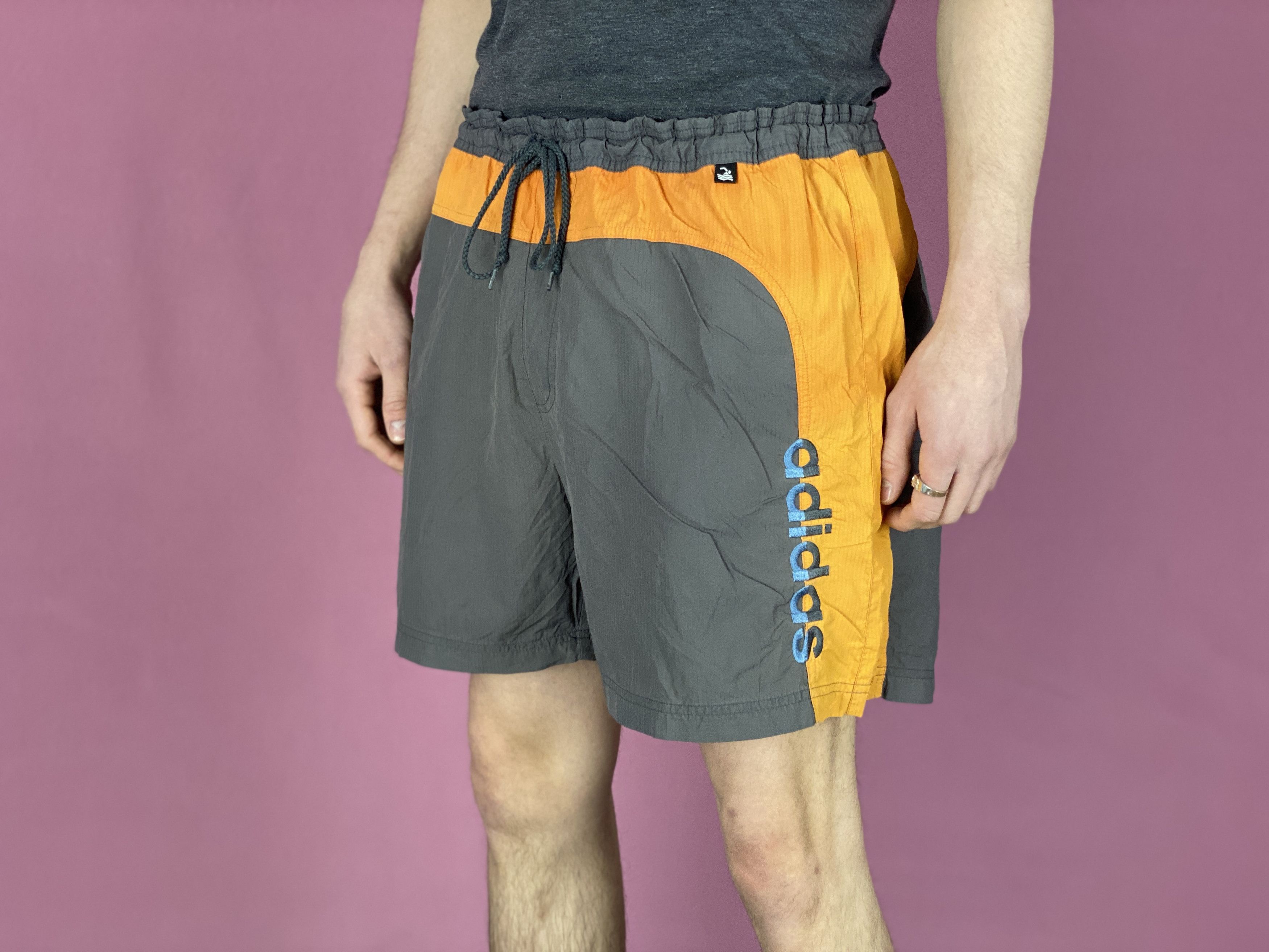 Adidas × Vintage Adidas Vintage Men's Sport Shorts - M Size US 34 / EU 50 - 2 Thumbnail