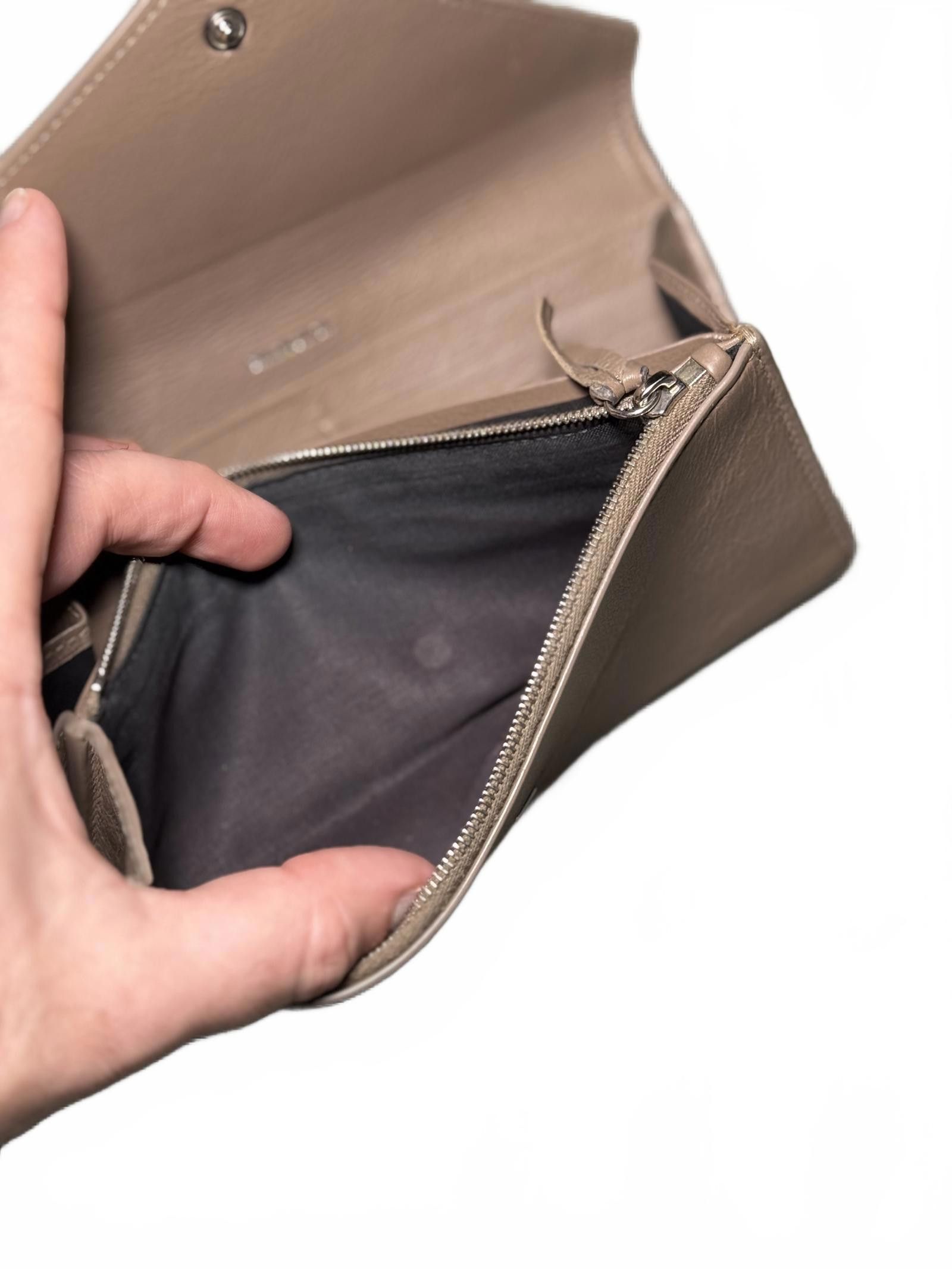 Balenciaga Stylish Balenciaga Leather Wallet in Taupe - With Dust Bag Size ONE SIZE - 7 Thumbnail