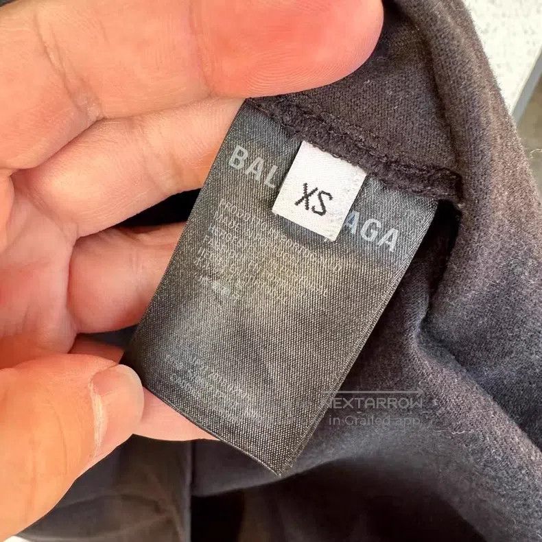 Balenciaga Balenciaga Buckle Short Sleeve Size US XS / EU 42 / 0 - 4 Thumbnail