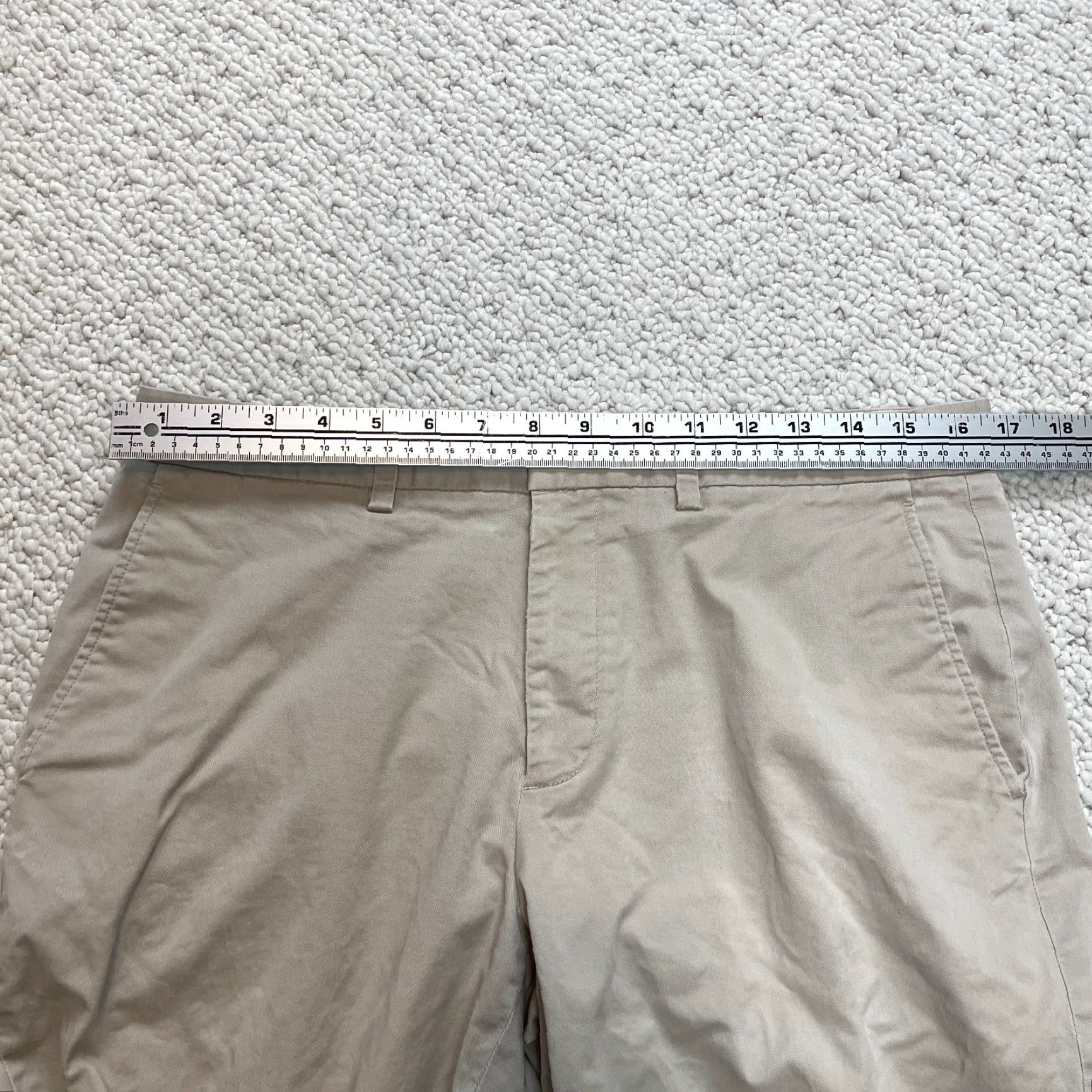 J.Crew J.Crew Mens 33 x 32 Chino Pants Beige Khaki Straight Cotton Slacks Pockets Flex Size US 33 - 5 Thumbnail