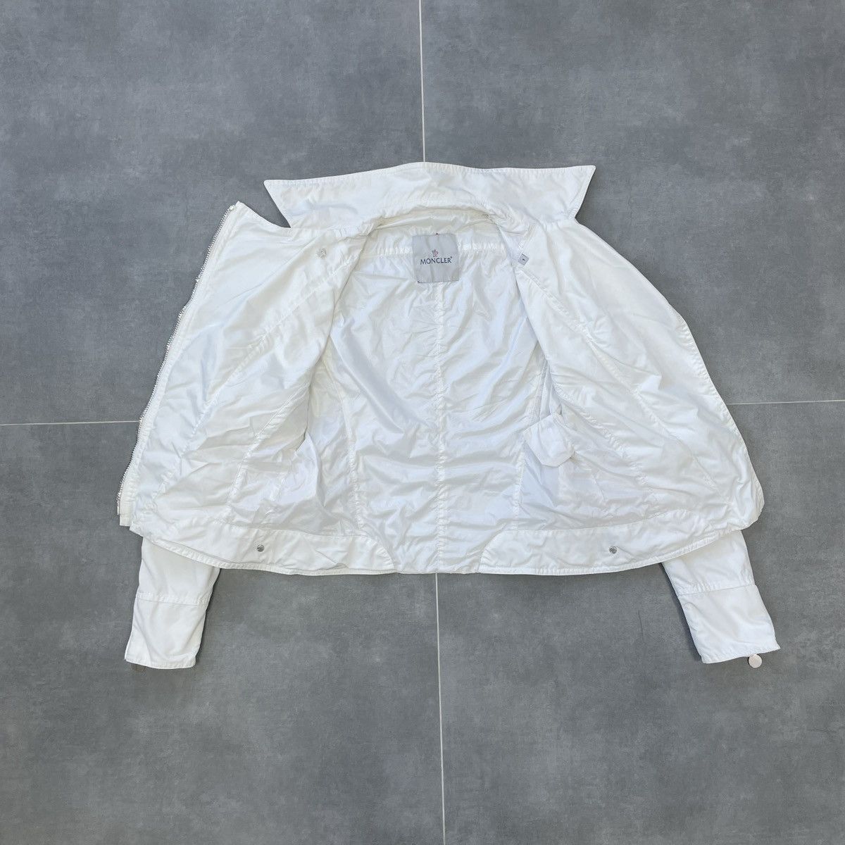 Moncler Authentic Moncler Coeur Jacket Size 1 (S) Size S / US 4 / IT 40 - 13 Thumbnail