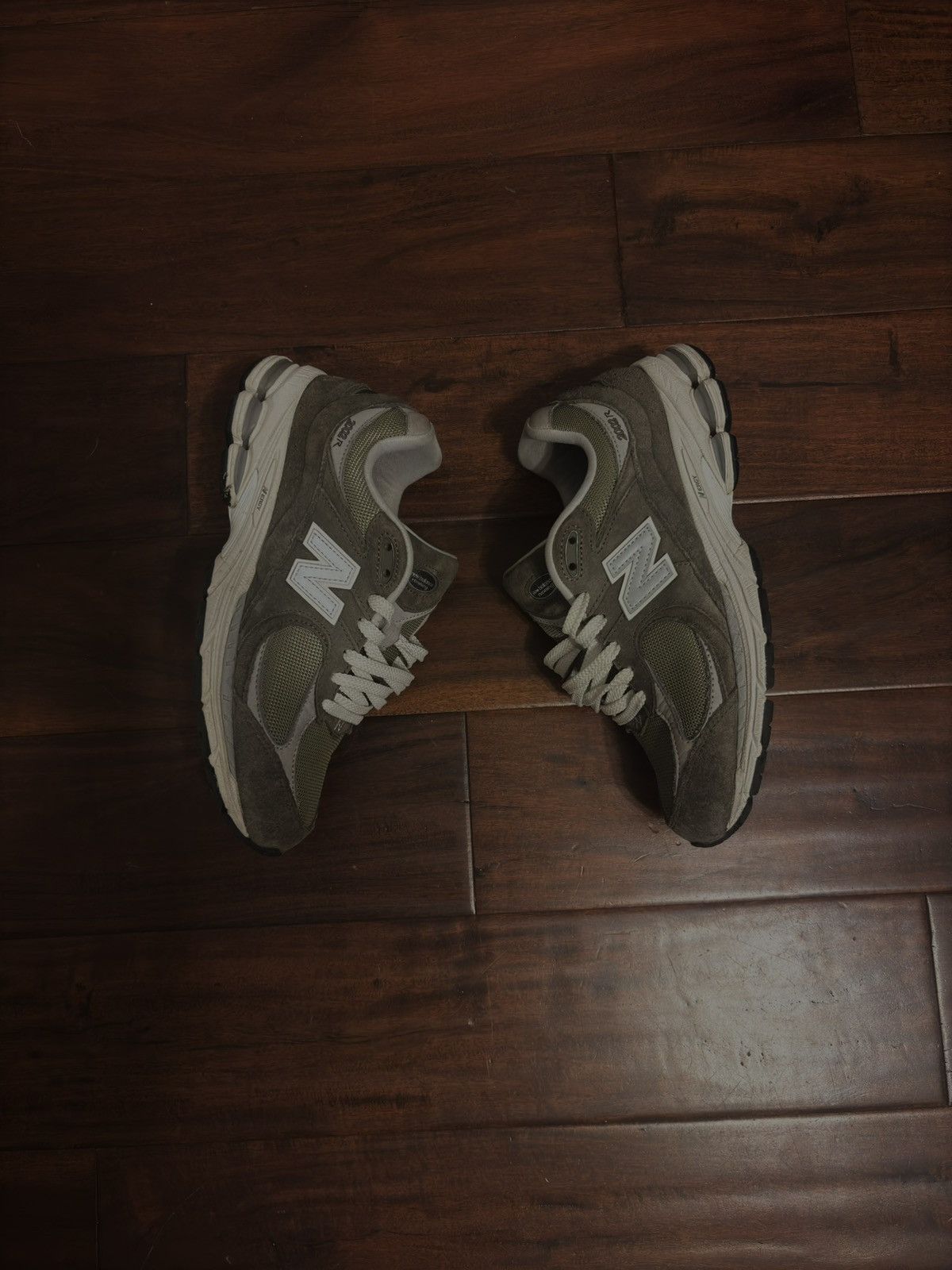 New Balance new balance 2002r “grassy green” Size US 9.5 / EU 42-43 - 2 Thumbnail