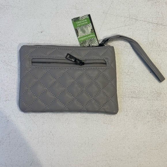 Badgley Mischka Badgley Mischka Vegan Leather Quilted Wristlet Cardholder Wa Size ONE SIZE - 5 Thumbnail
