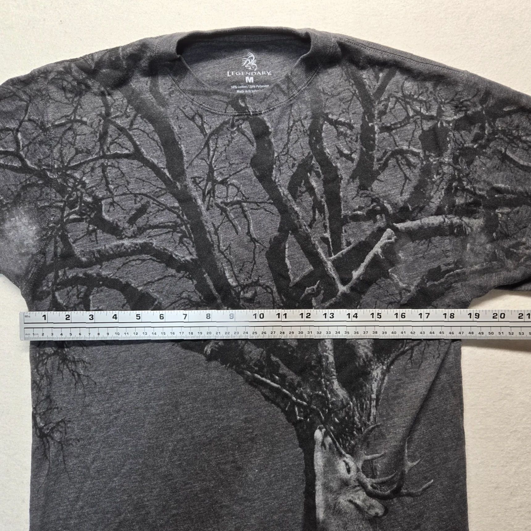 Vintage VINTAGE Legendary Whitetails Deer T-Shirt Men’s Medium Gray Outdoor Camouflage Graphics 90s Size US M / EU 48-50 / 2 - 3 Thumbnail