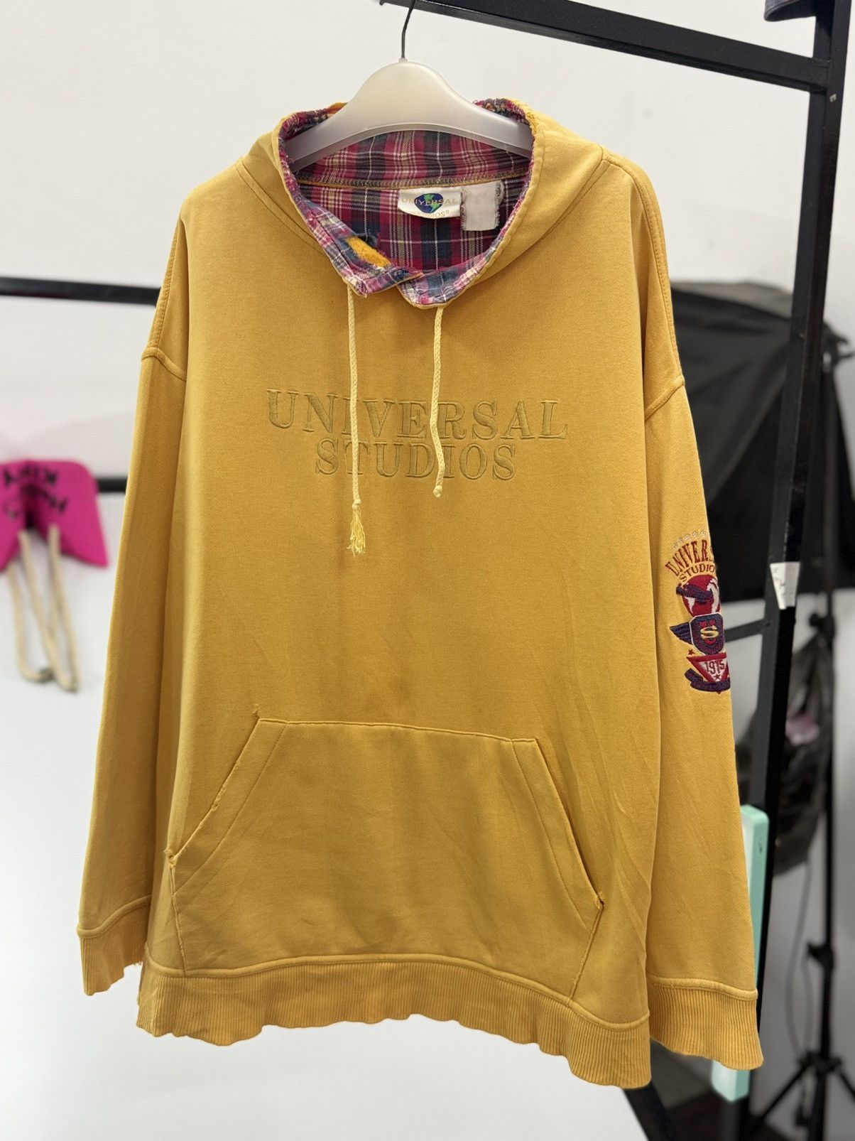 Universal Studios 🔥 Vintage 90's Super Distressed UNIVERSAL STUDIOS Sweatshirt Size US L / EU 52-54 / 3 - 1 Thumbnail