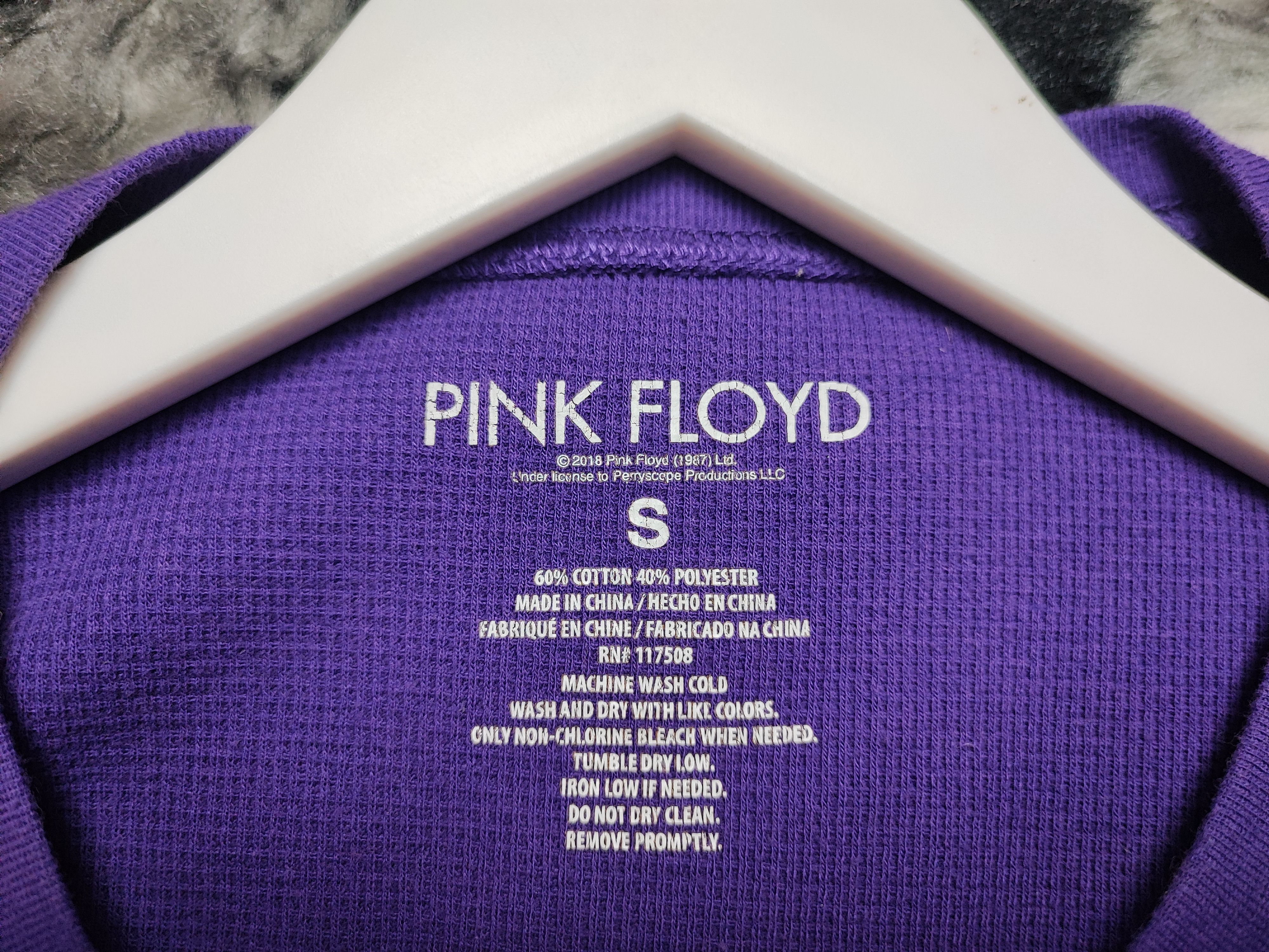 Band Tees × Pink Floyd Pink Floyd Crop Top Women Size S / US 4 / IT 40 - 14 Thumbnail