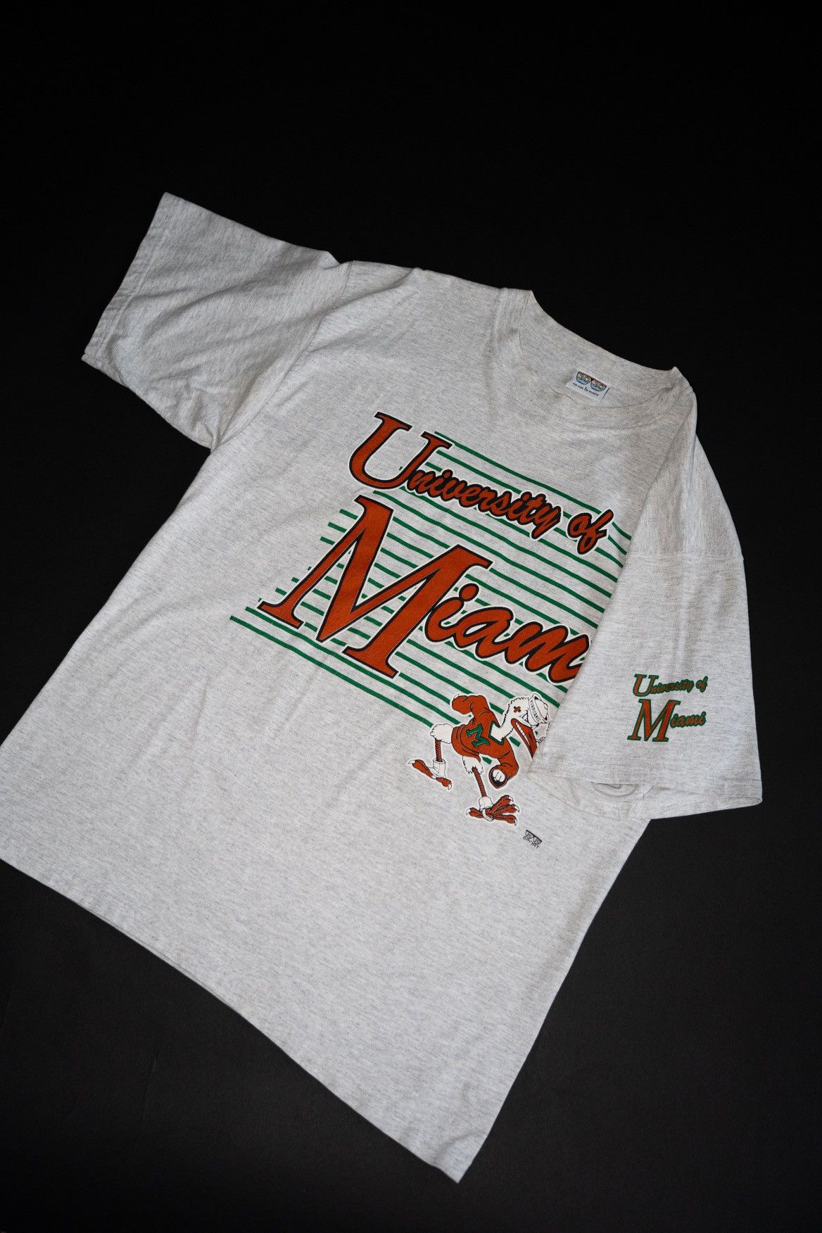 Vintage Vintage Miami Hurricanes Tee size large Size US L / EU 52-54 / 3 - 1 Thumbnail