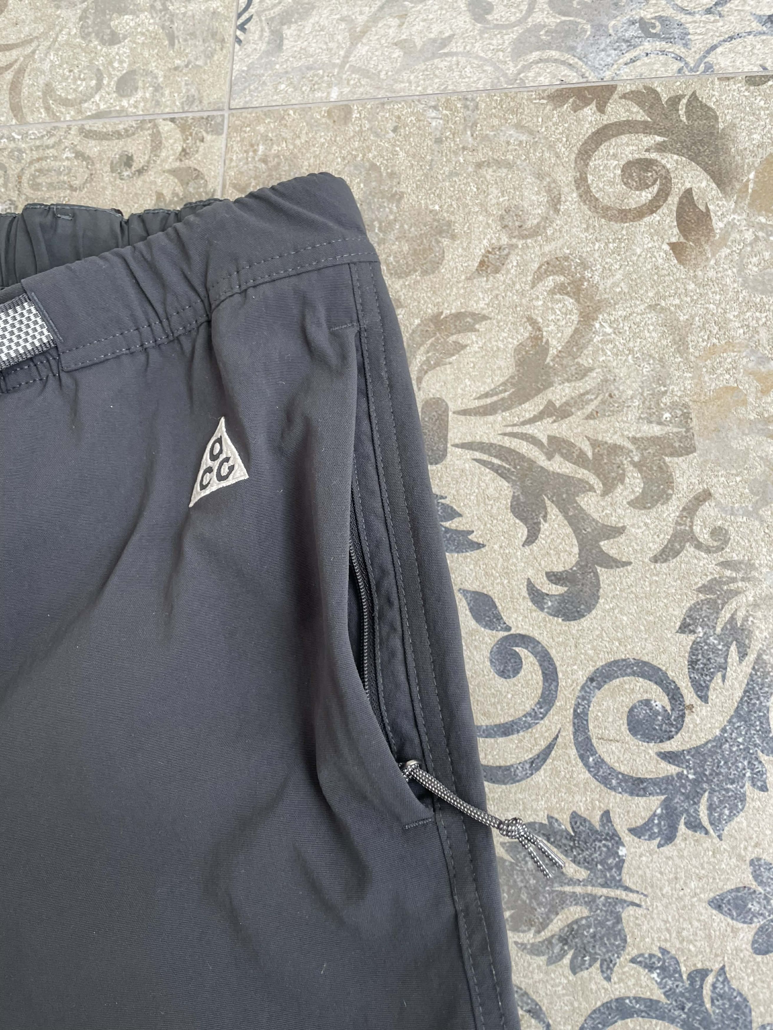 Nike ACG Nike ACG Trail Pants Trousers XS Anthracite Grey Size US 30 / EU 46 - 9 Thumbnail
