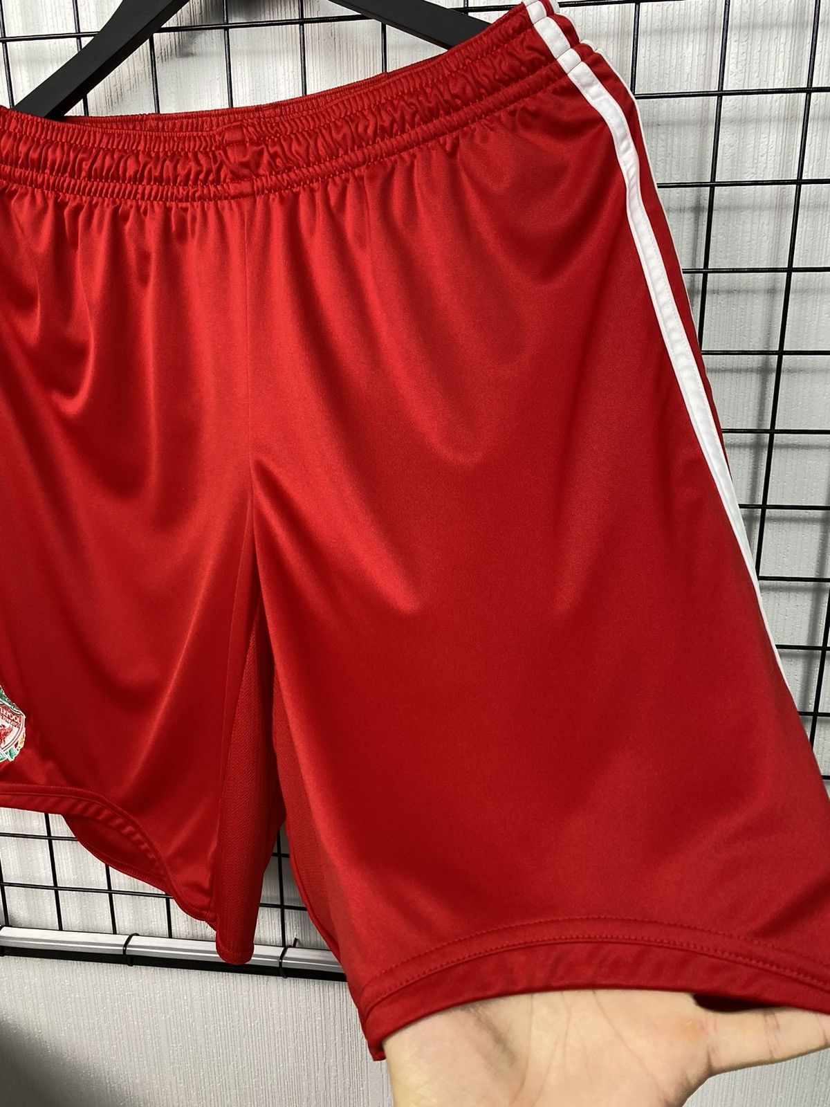 Adidas Liverpool red shorts Adidas XL 2008 2009 Men home kit Size US 36 / EU 52 - 6 Thumbnail