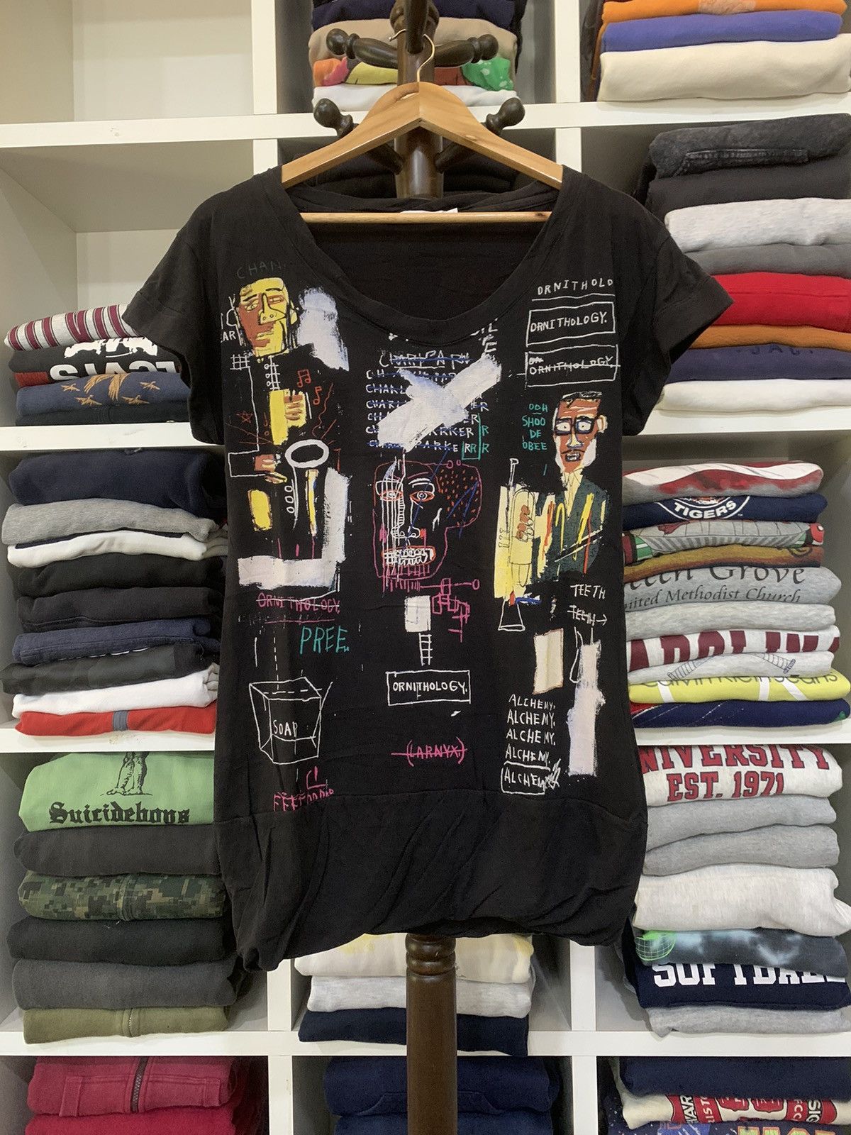 Jean-Michel Basquiat × Uniqlo Jean Michel Basquiat Over Print Tee Size M / US 6-8 / IT 42-44 - 2 Thumbnail