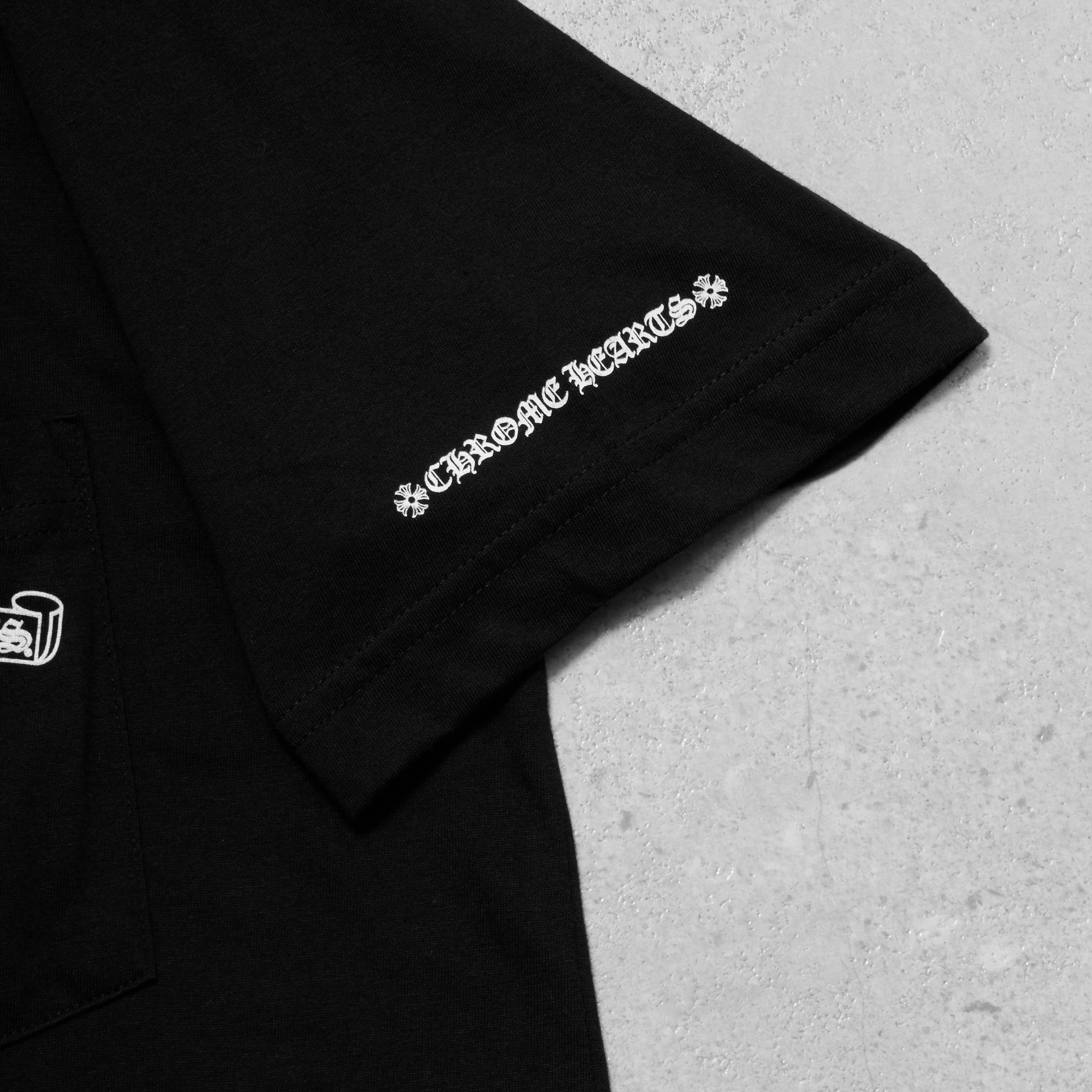 Chrome Hearts CHROME HEARTS Scroll Logo T Shirt Size US L / EU 52-54 / 3 - 5 Thumbnail