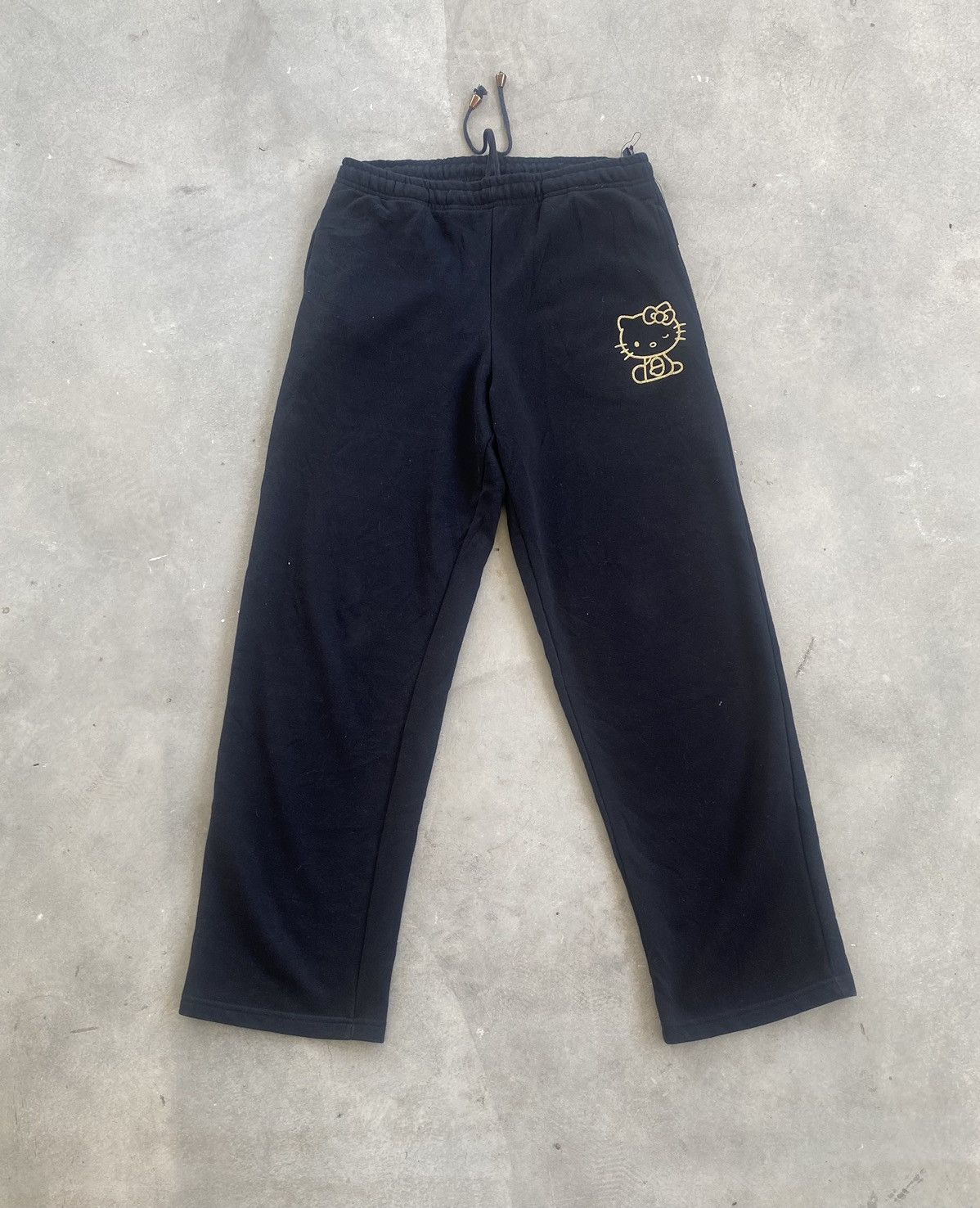 Anime × Japanese Brand HELLO KITTY JOGER Size 38" / US 16 / IT 52 - 2 Thumbnail