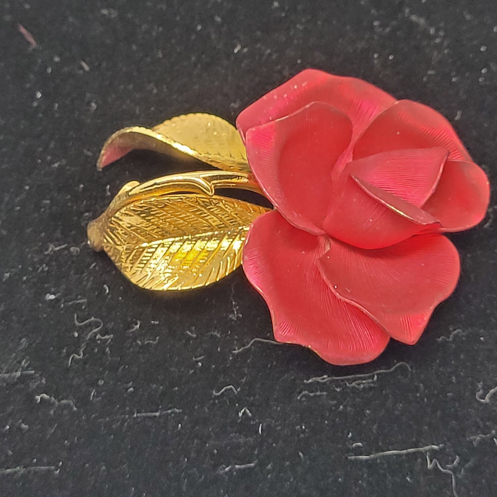 Vintage Vintage Signed Gerrito Red Satin Enamel Rose Brooch Pin Gold Size ONE SIZE - 7 Thumbnail