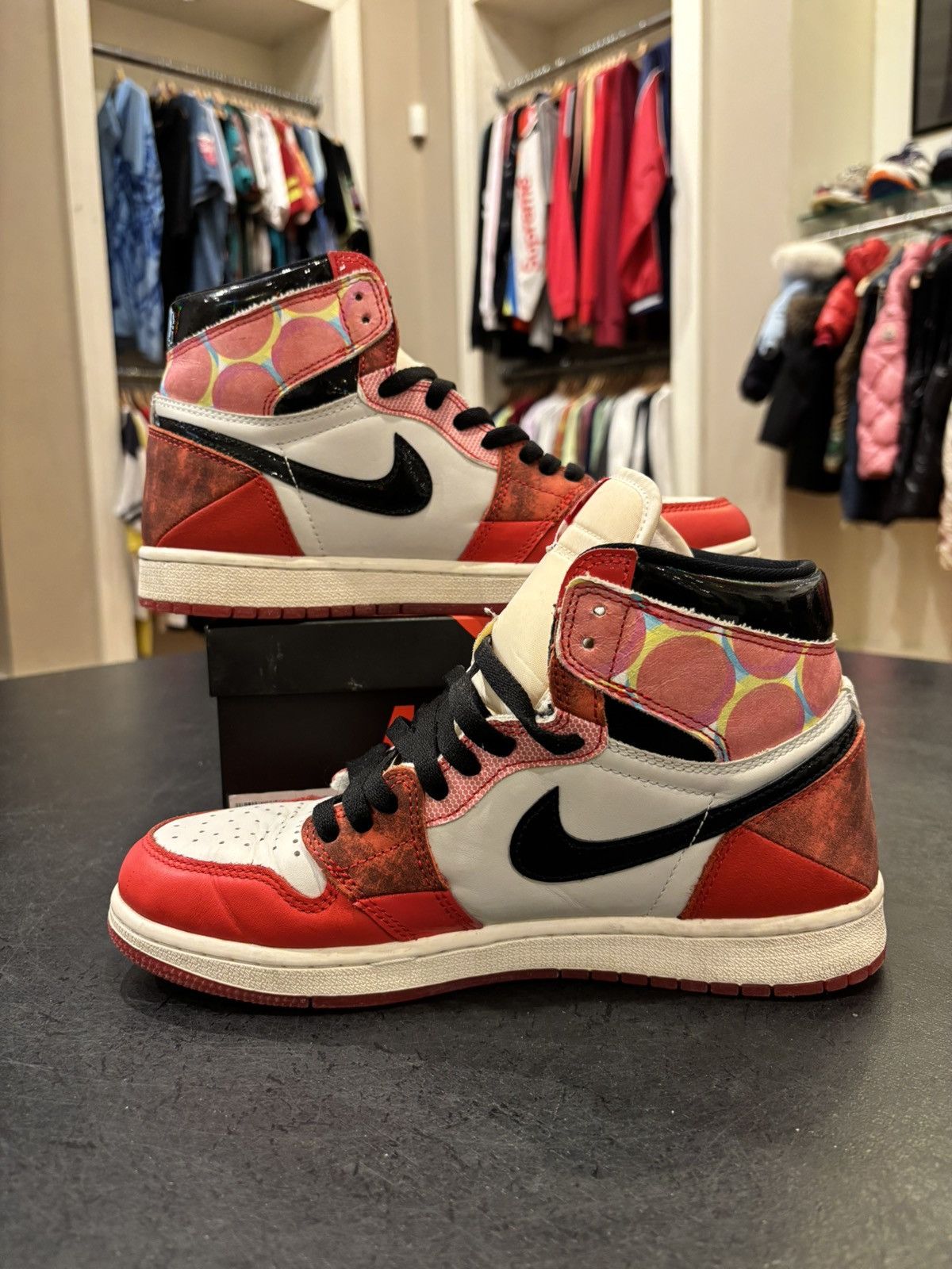 Jordan Brand Jordan 1 Retro High OG ‘Spider Man Across The Universe’ Size US 8 / EU 41 - 2 Thumbnail