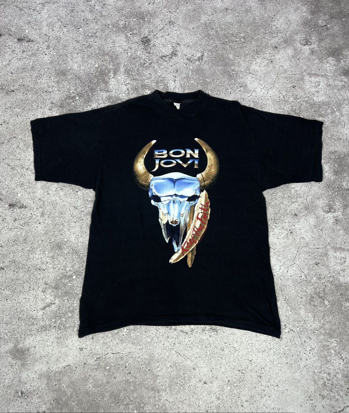 Vintage Vintage Bon Jovi 1993 Tour 90s Tee Size US XL / EU 56 / 4 - 1 Thumbnail