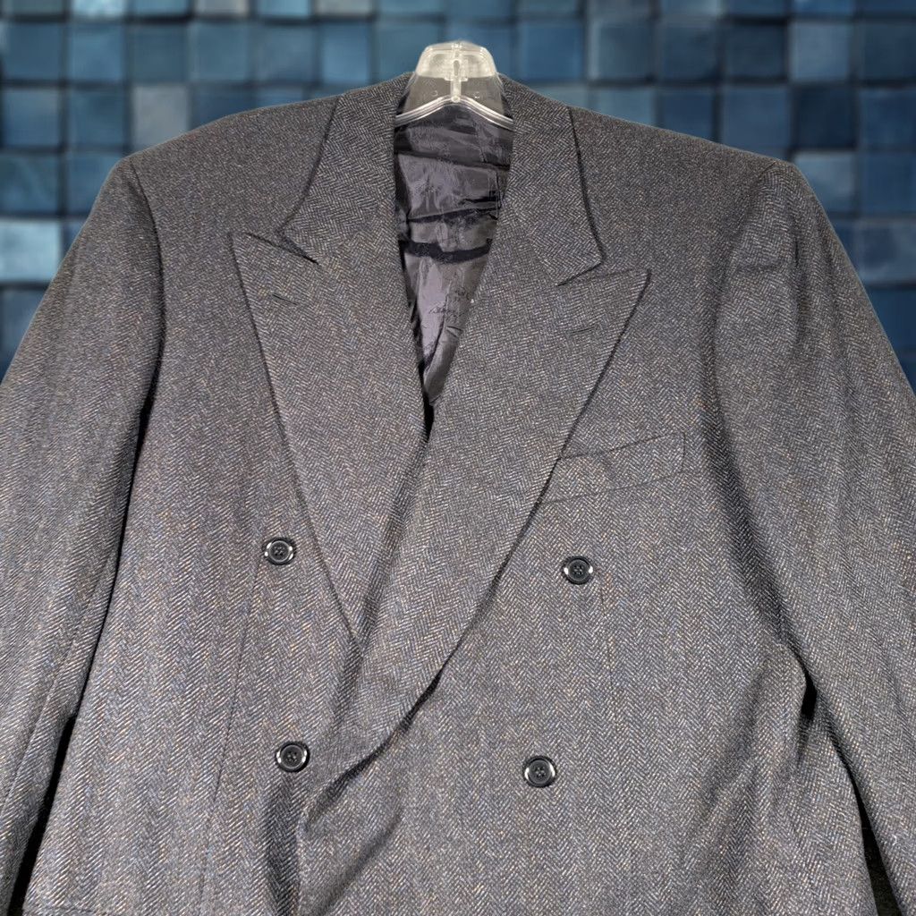 Brioni Brioni Sport Coat Mens 42 Herringbone Wool Cashmere Double-Breasted Italy Tweed Six-Button Peak Lapel Business Formal Wedding Blazer Jacket Size 42R - 1 Thumbnail