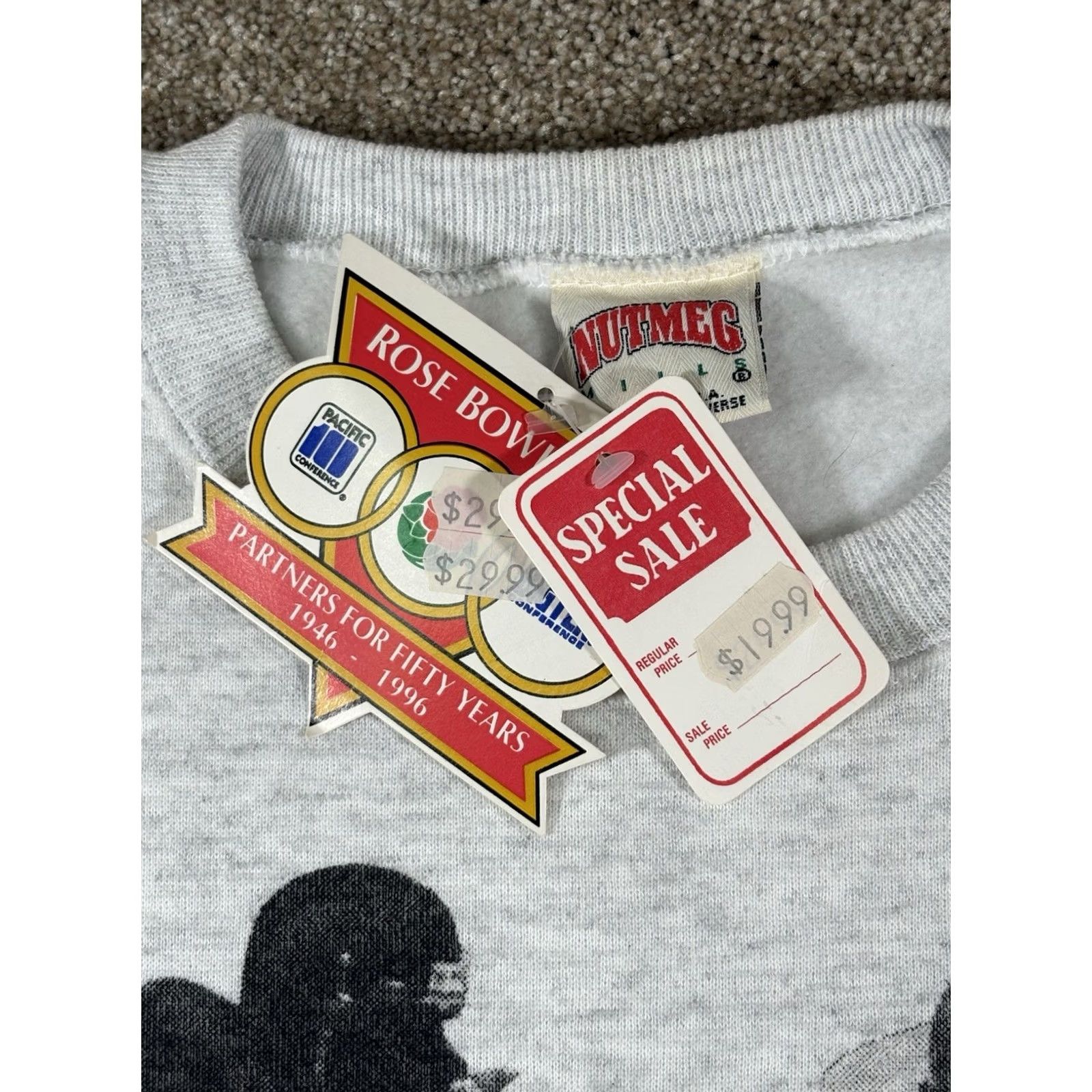 Nutmeg VINTAGE Nutmeg Crew Neck Sweatshirt Unisex Adults Medium Gray 1996 Rose Bowl 90s College Sports USA Made Heavyweight Graphic Print Size US M / EU 48-50 / 2 - 4 Thumbnail
